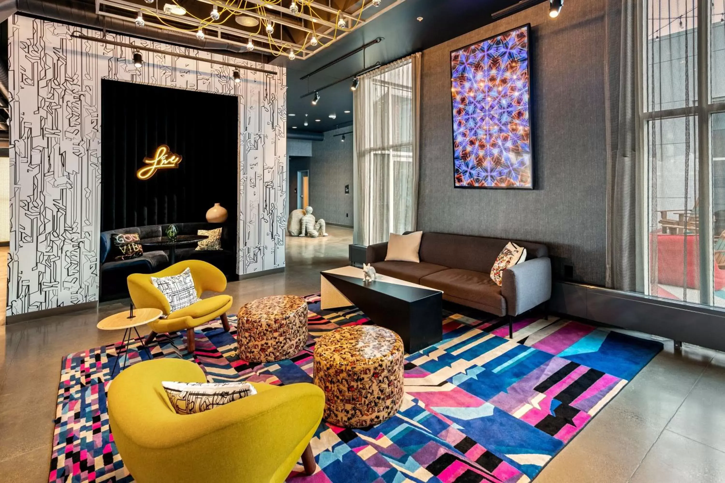 Lounge or bar, Seating Area in Aloft Anchorage