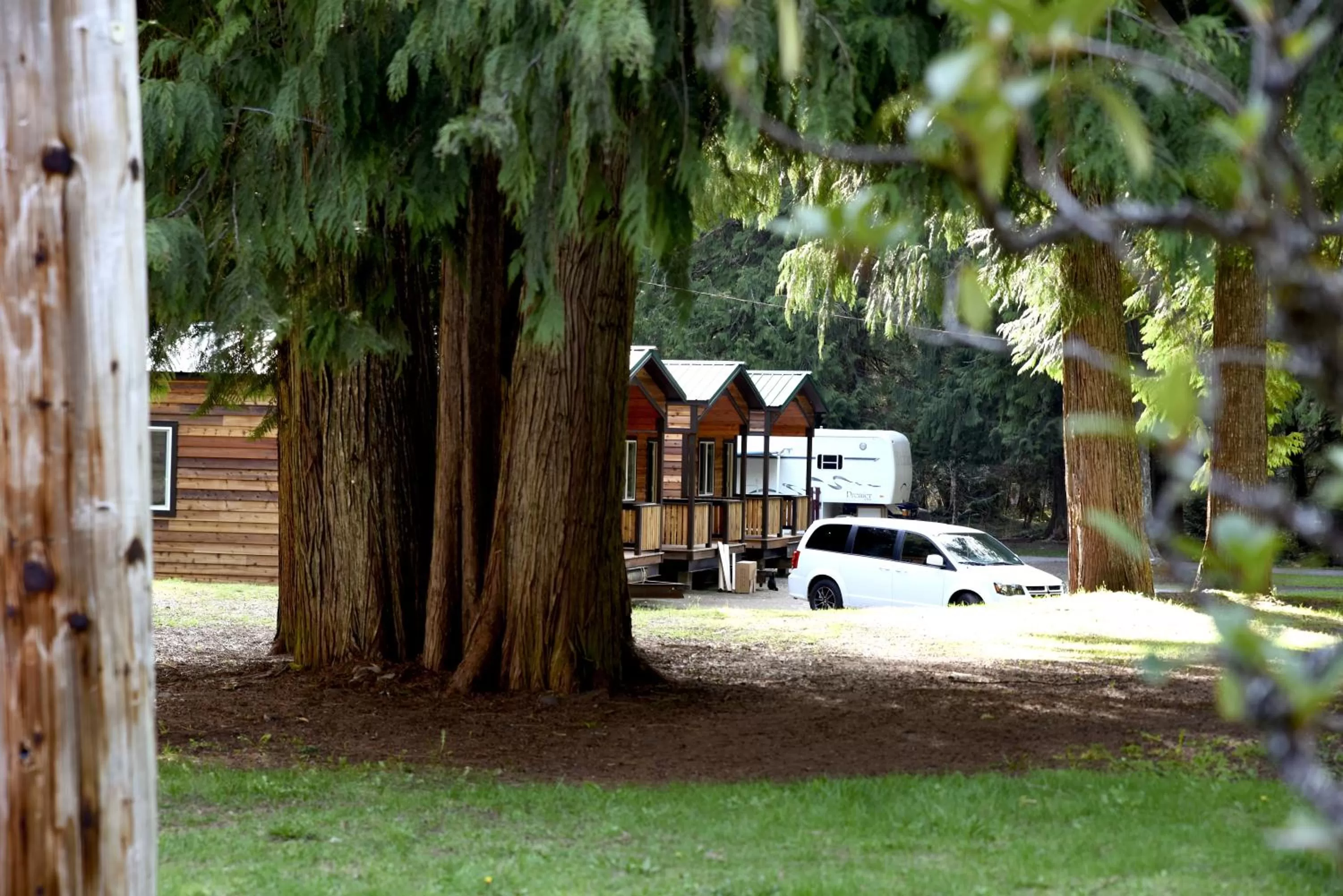 Gateway Inn & Cabins