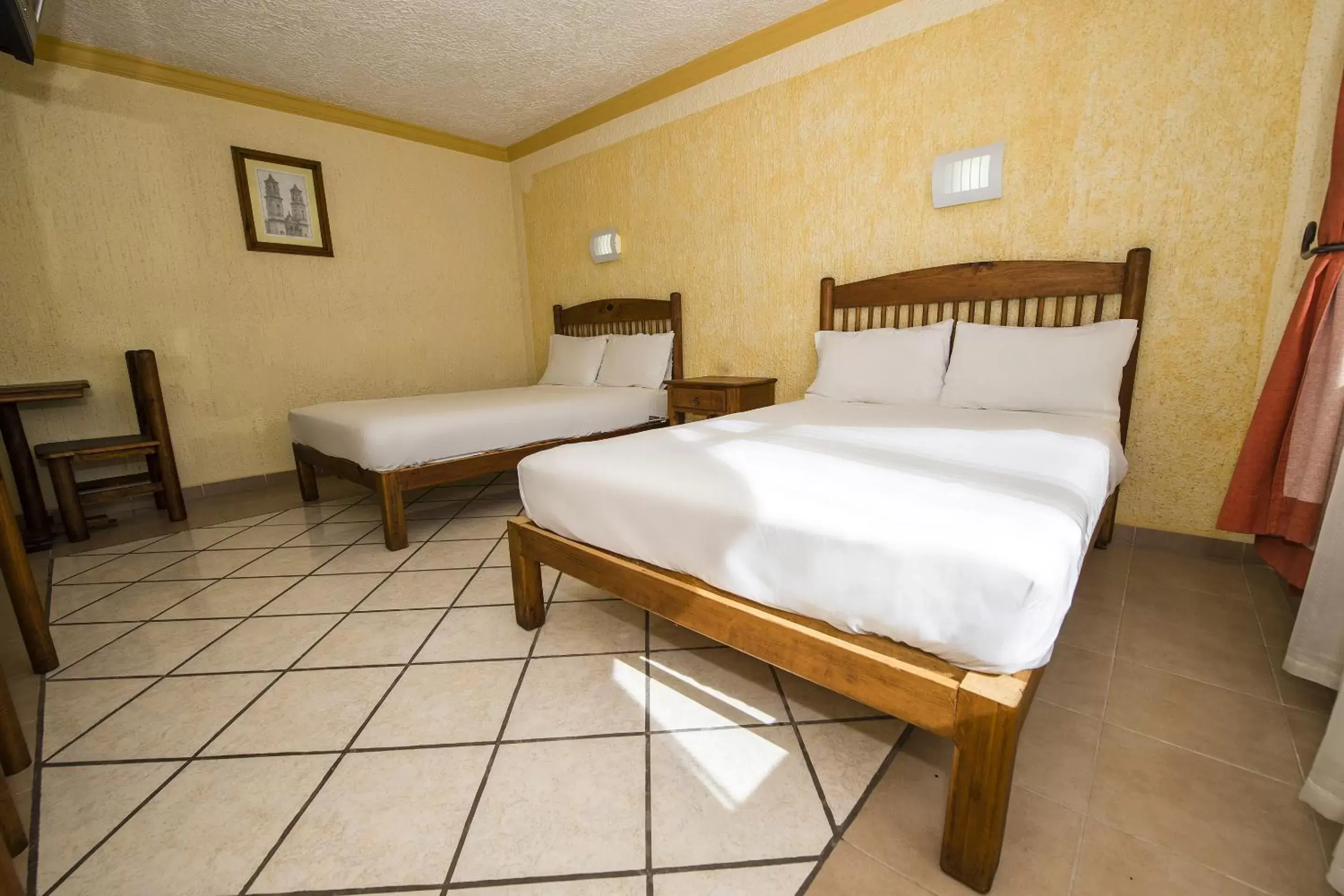 Bedroom, Bed in OYO Hotel La Glorieta ,Huichapan ,Balneario Camino Real