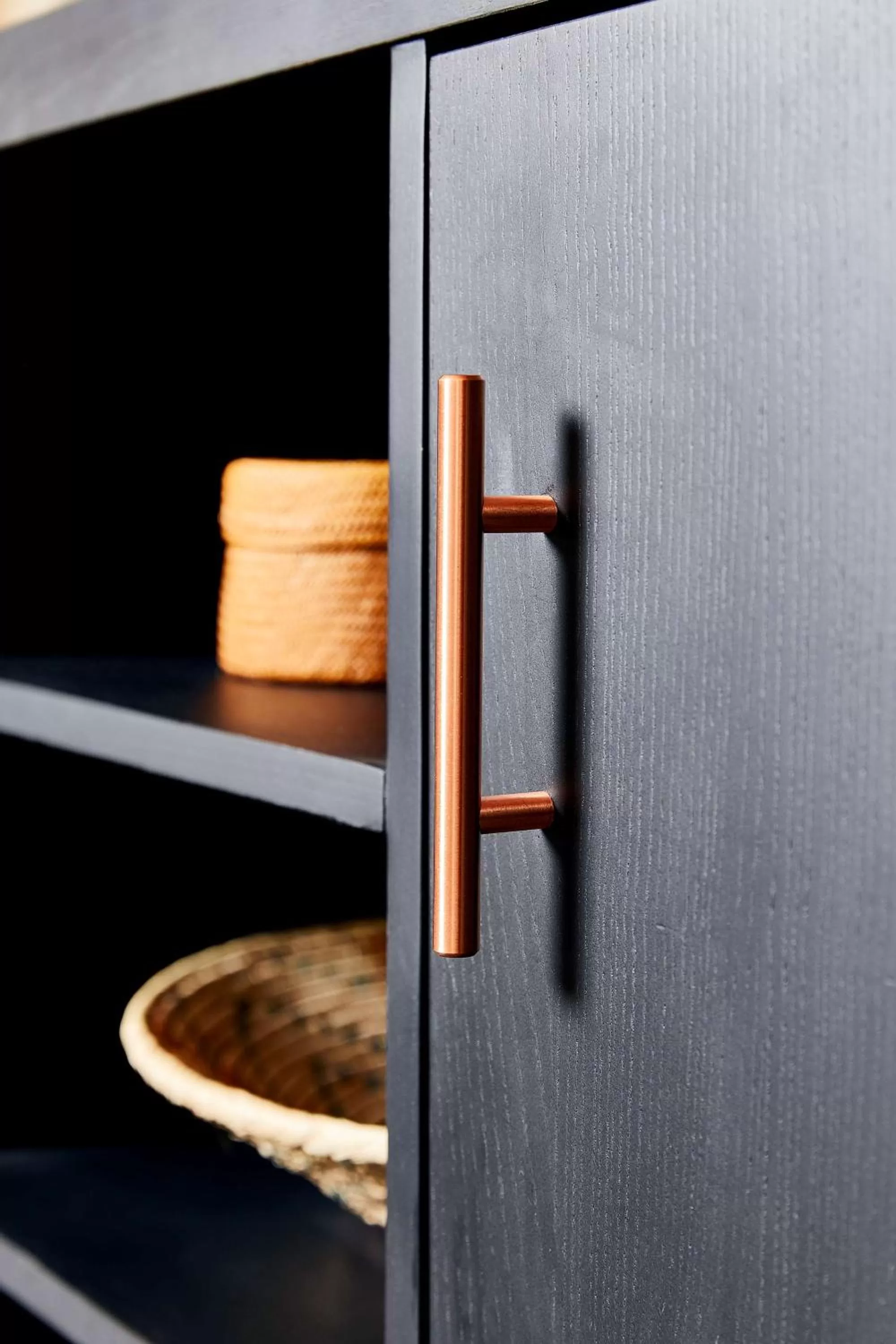 Photo of the whole room in El Capitan Hotel