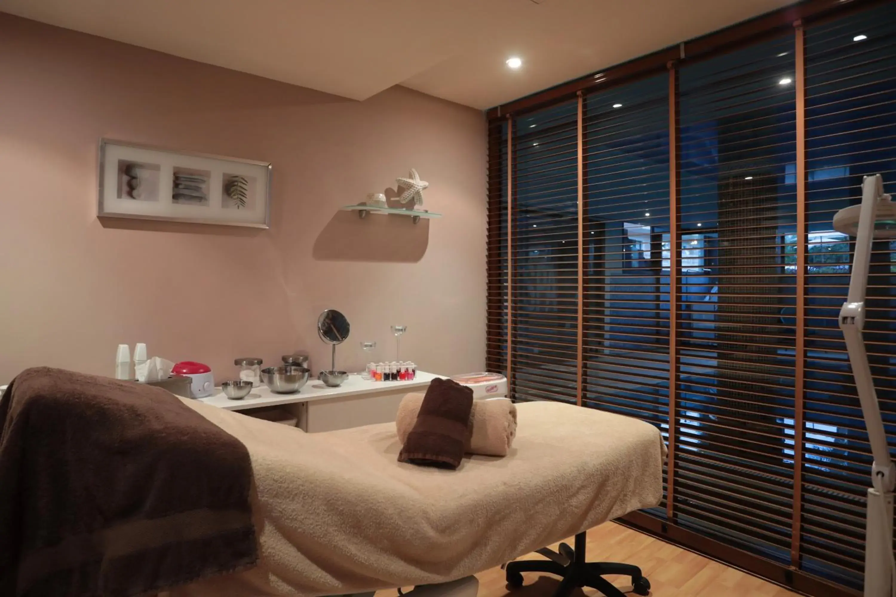 Massage, Bathroom in Mon Port Hotel & Spa