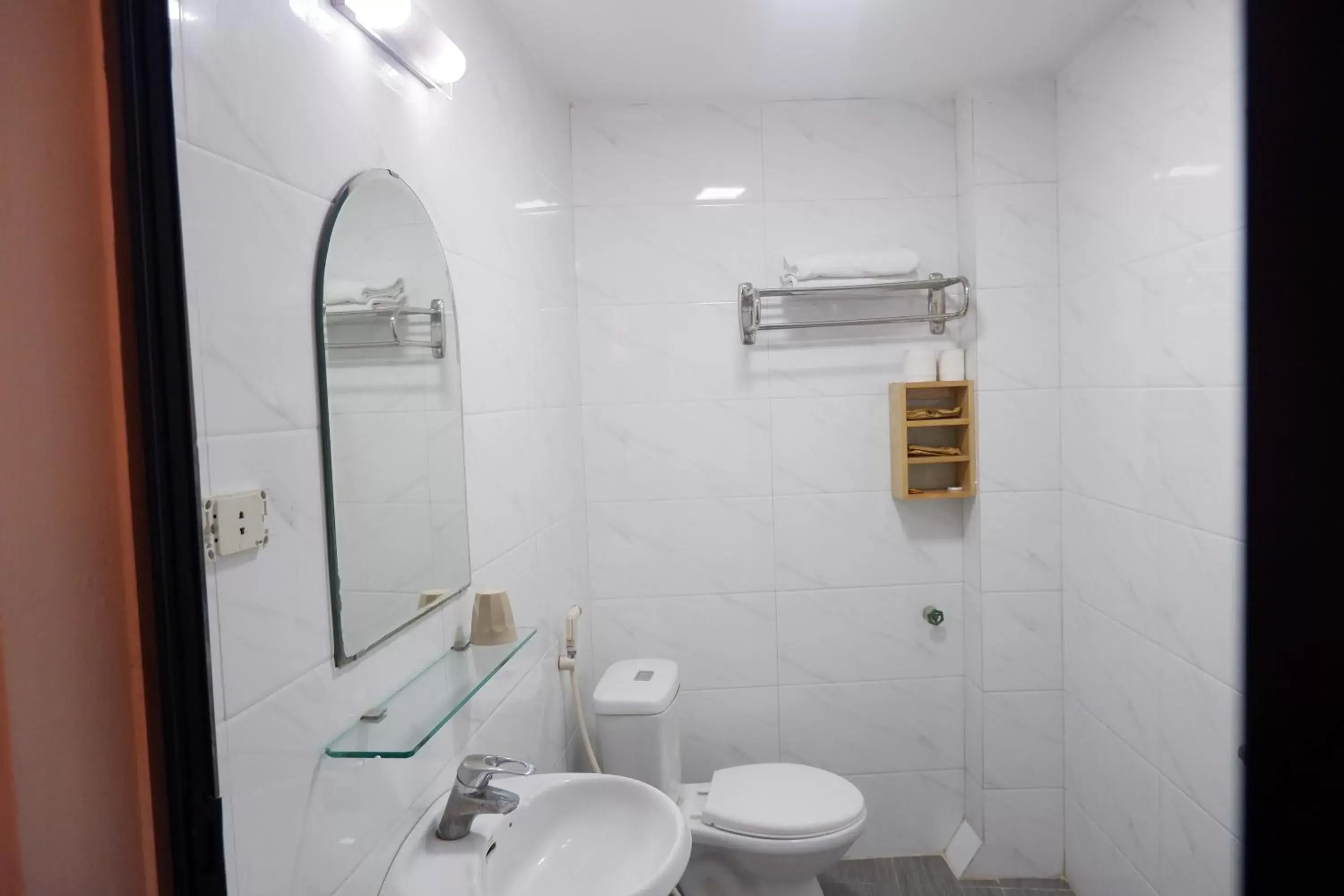 Bathroom in Hanoi Marriotte Hotel