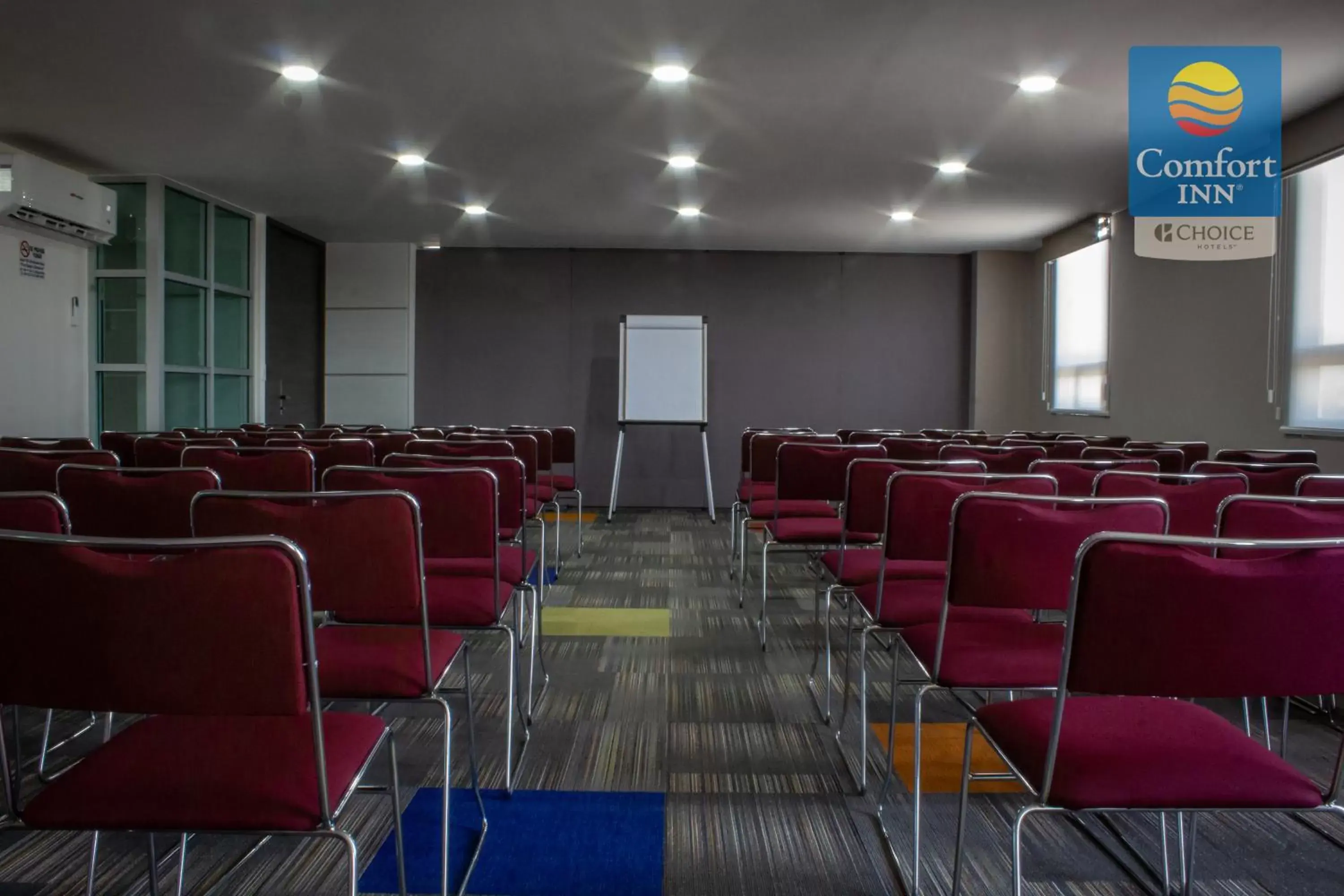 Meeting/conference room in Comfort Inn Querétaro