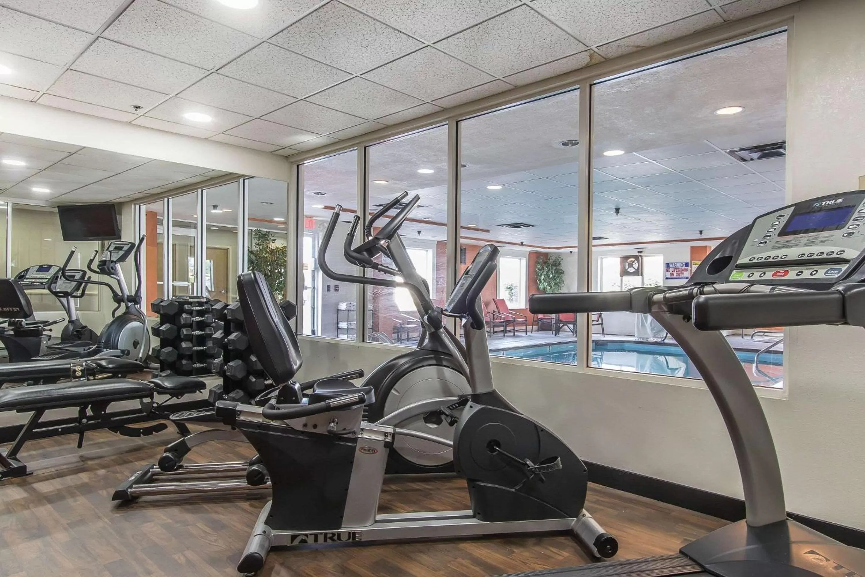 Fitness centre/facilities in Comfort Suites Richmond
