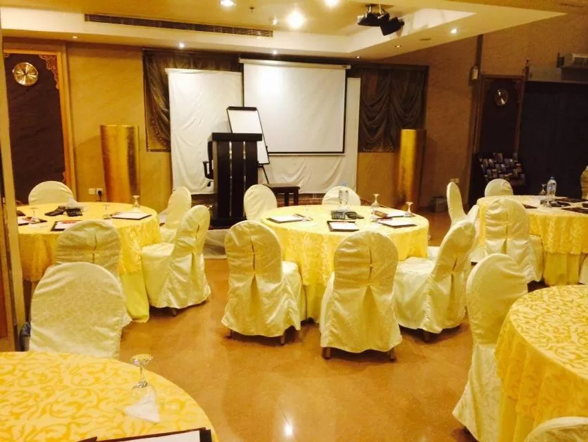 Meeting/conference room, Banquet Facilities in DIWAN ALASEEL ALRAQI