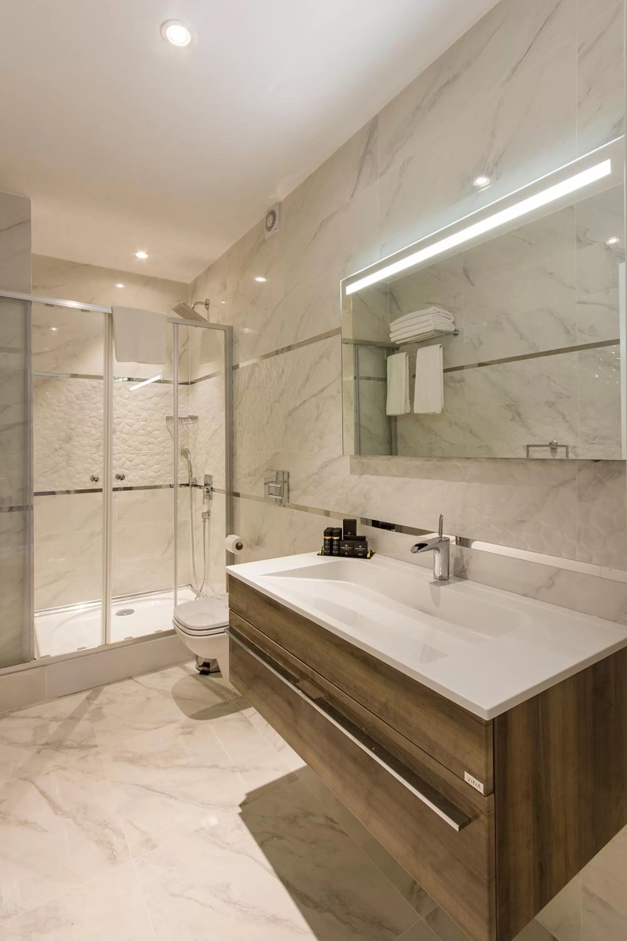 Bathroom in Dencity Hotels & Spa