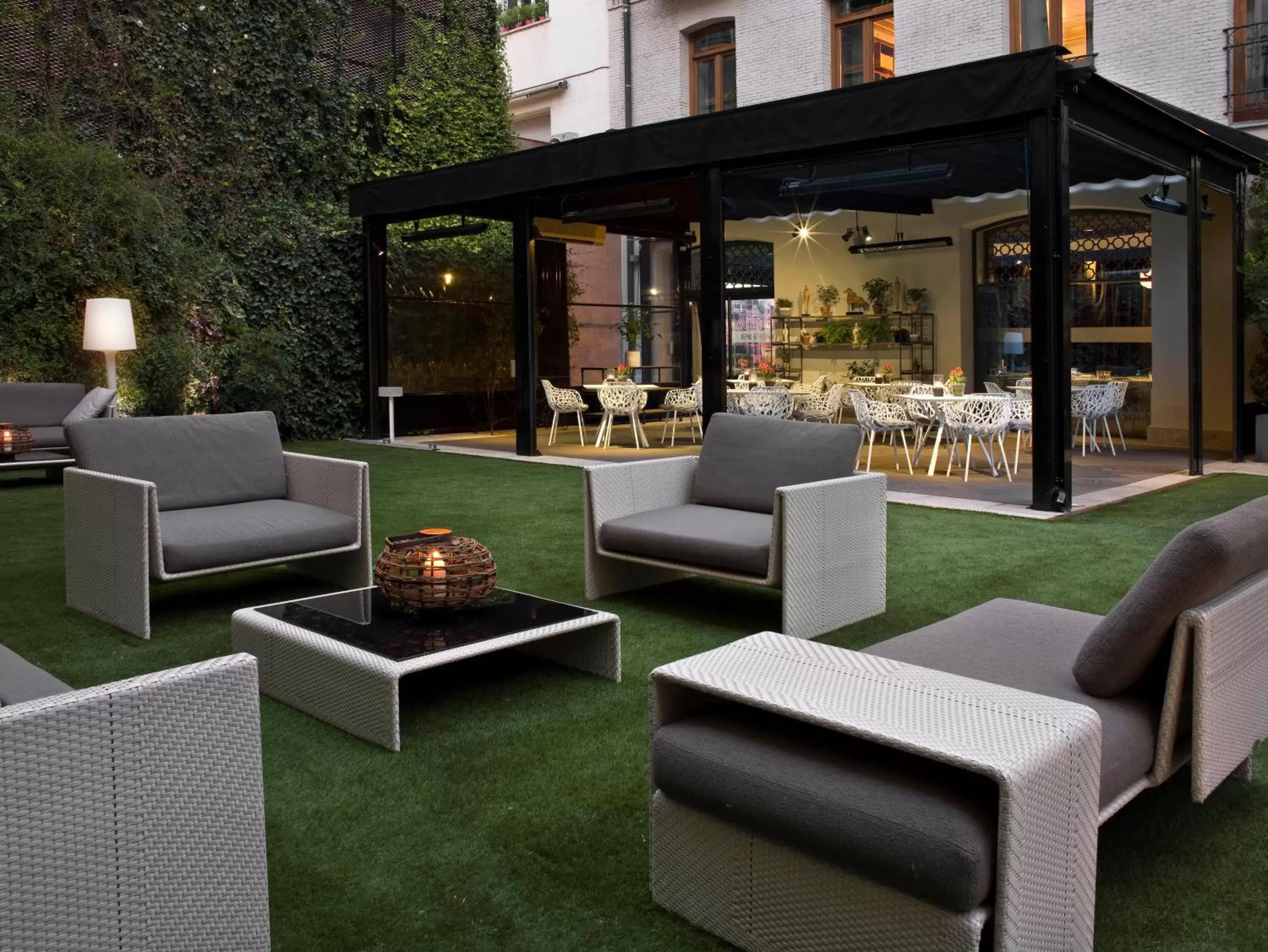 Garden, Lounge/Bar in Hotel Único Madrid, Small Luxury Hotels