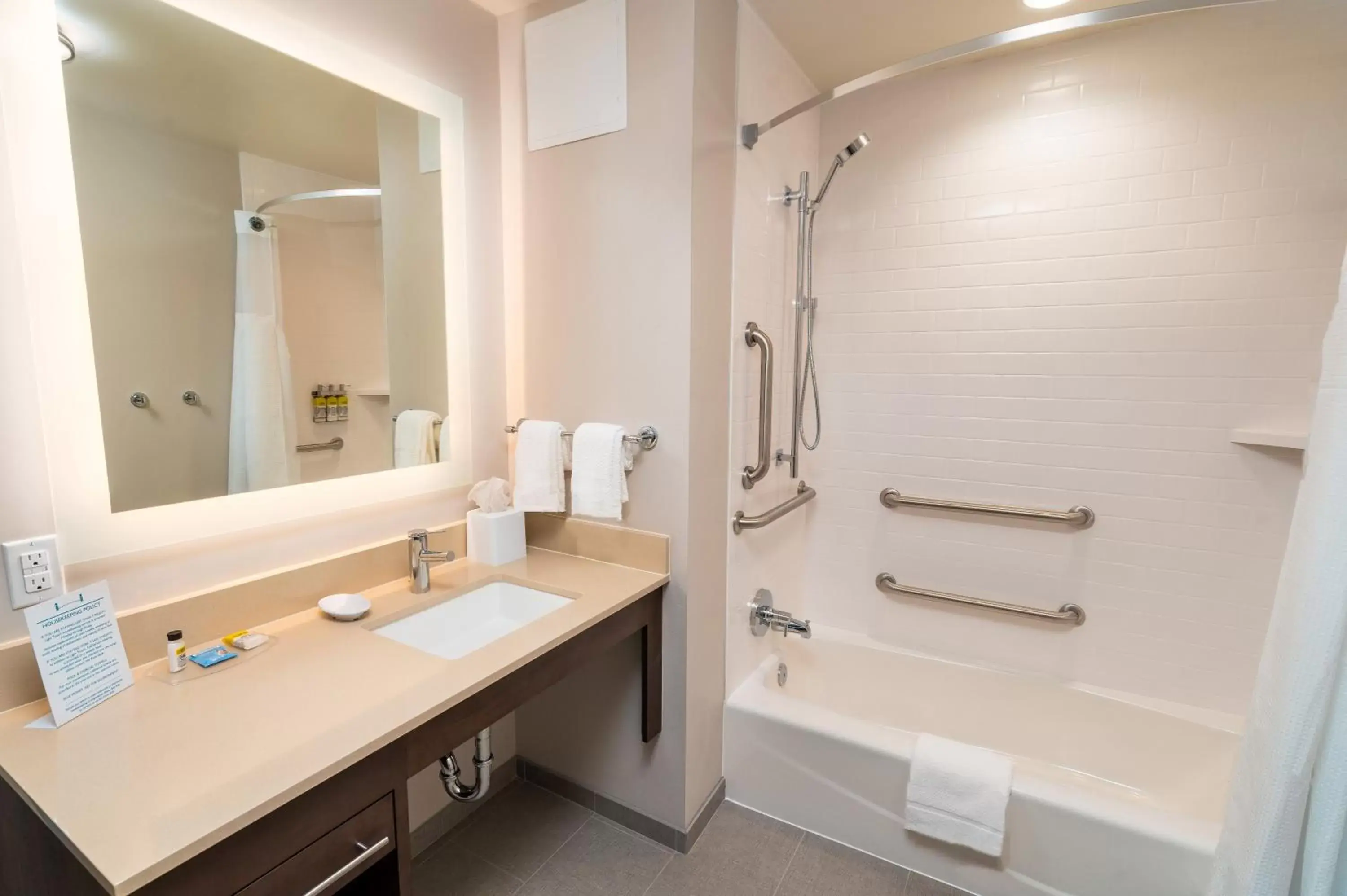 Bathroom in Staybridge Suites Coeur d'Alene, an IHG Hotel