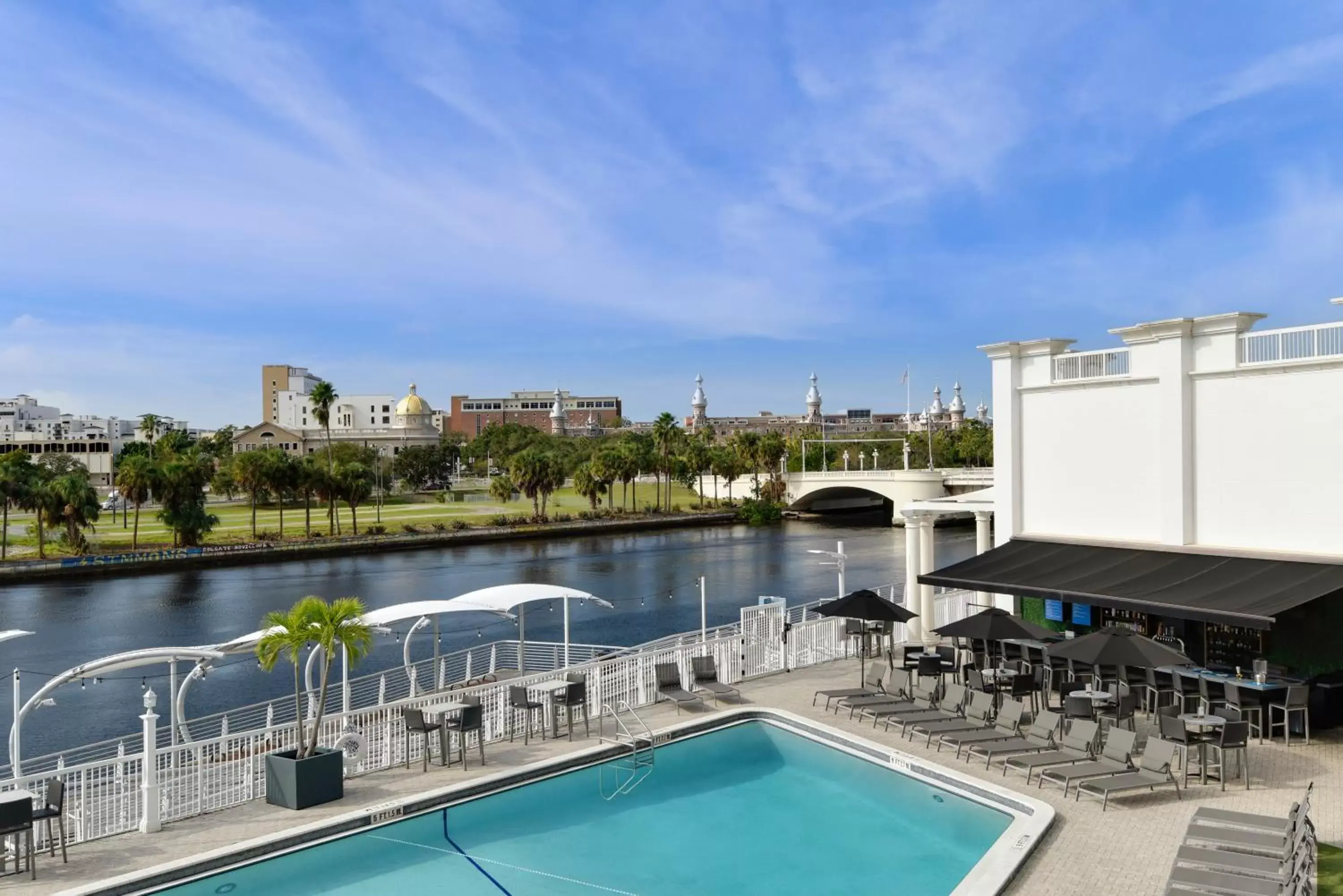 Swimming Pool in Hotel Tampa Riverwalk