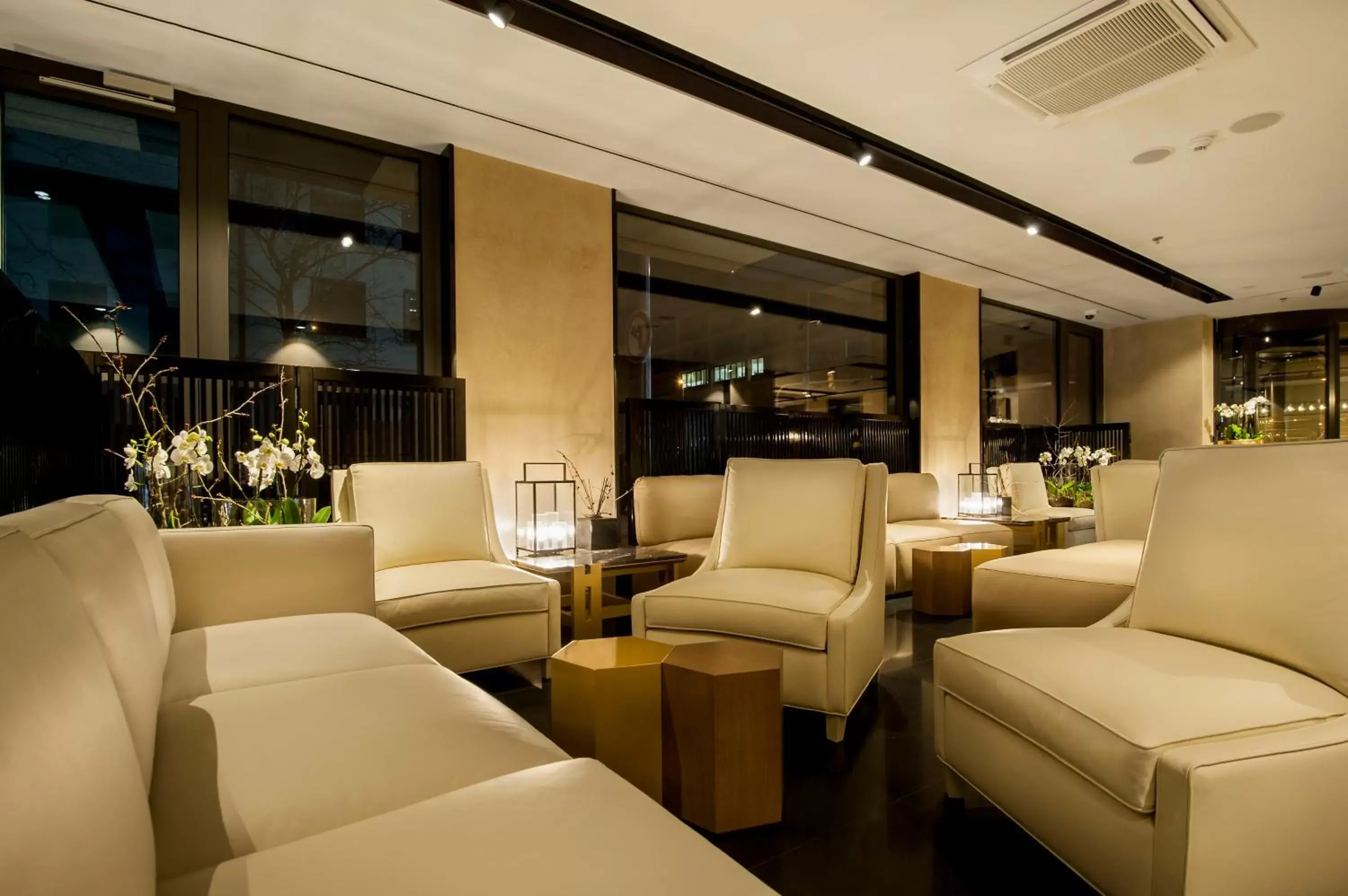 Lobby or reception, Lounge/Bar in Hotel Royal Prague
