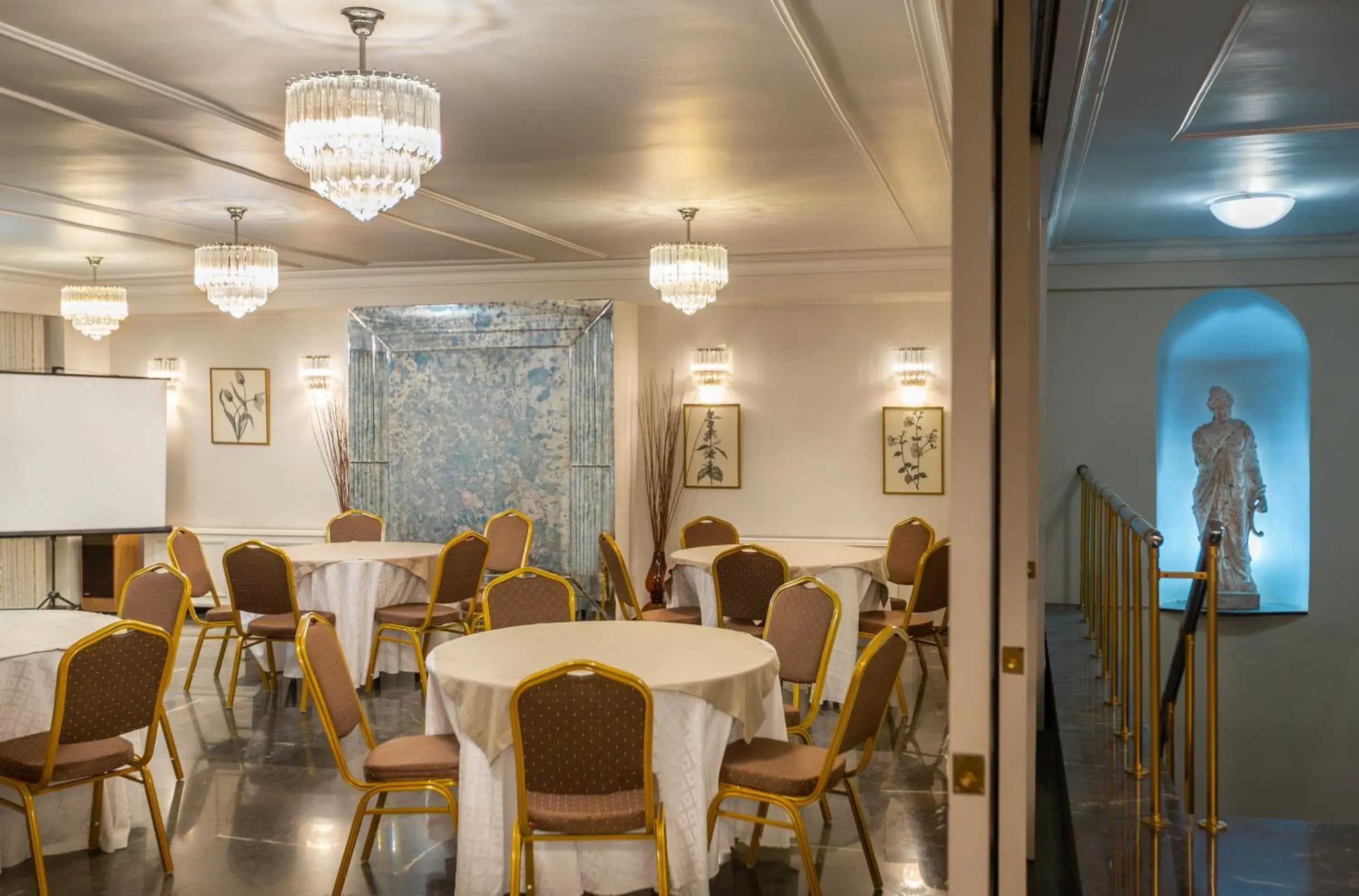 Meeting/conference room, Restaurant/Places to Eat in Ilisia Hotel Athens