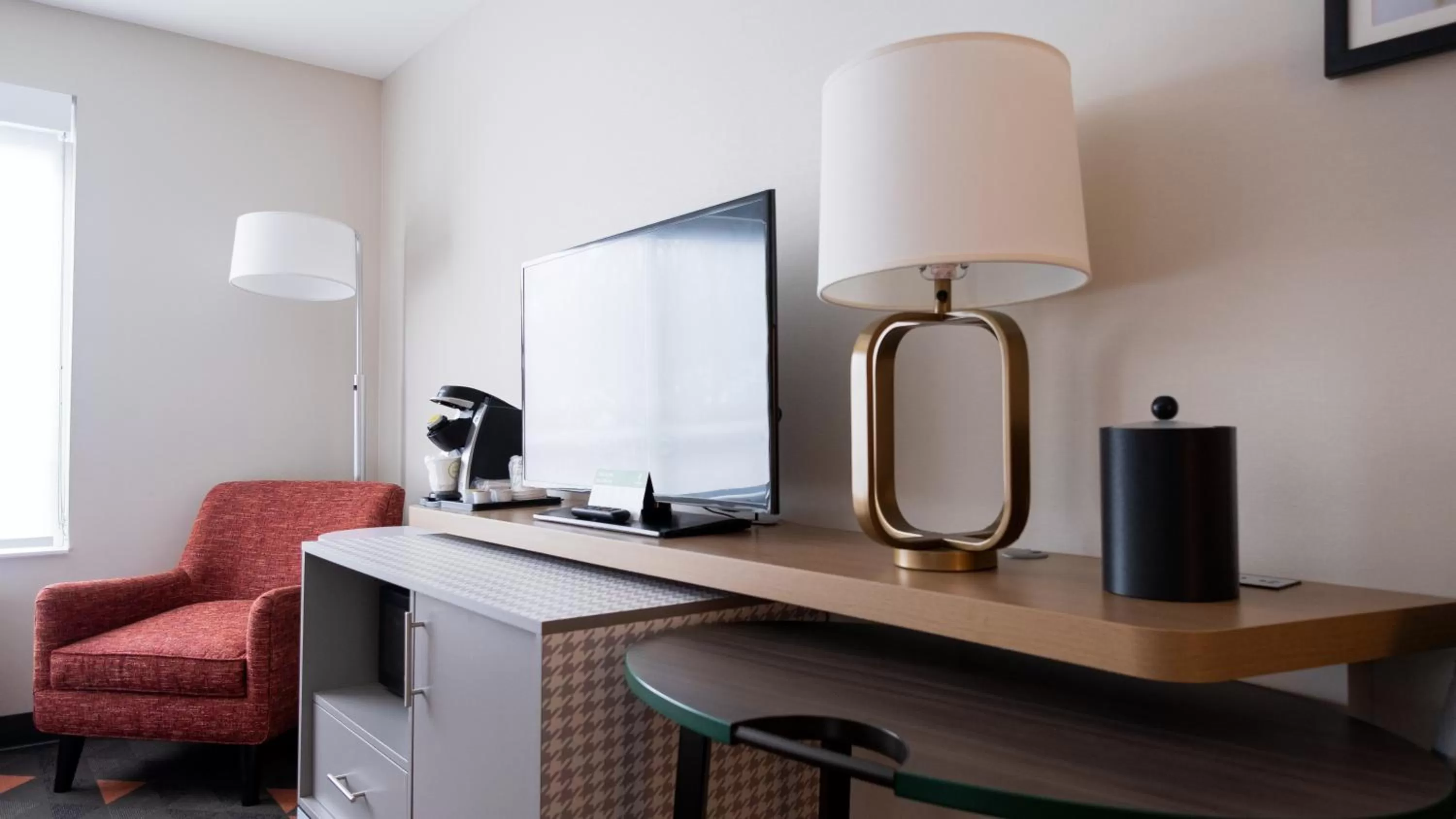 Holiday Inn & Suites Philadelphia W - Drexel Hill by IHG