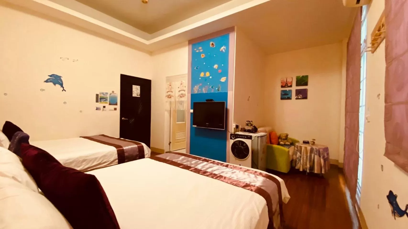 Photo of the whole room, Bed in Hai Yang Feng Qing Homestay