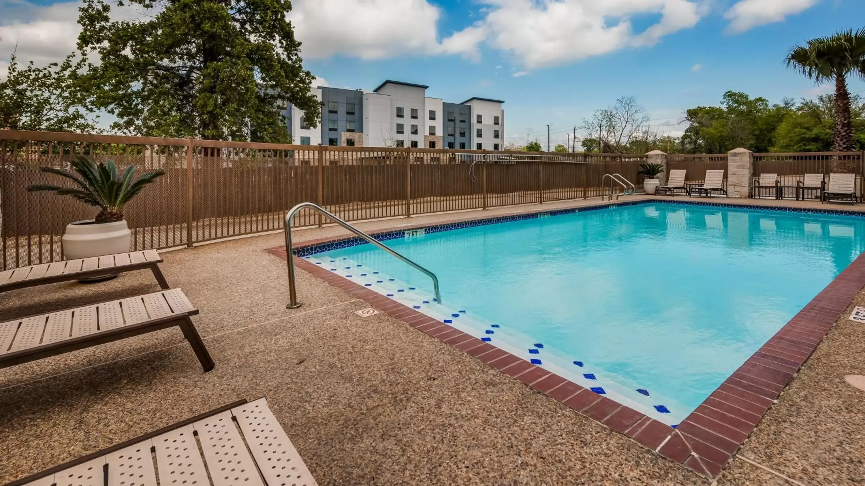 Pool view in Best Western Plus Heritage Inn Houston