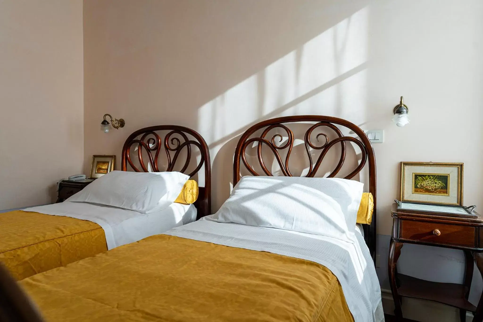 Bed in Dimora Villa Ricci - Only Bed