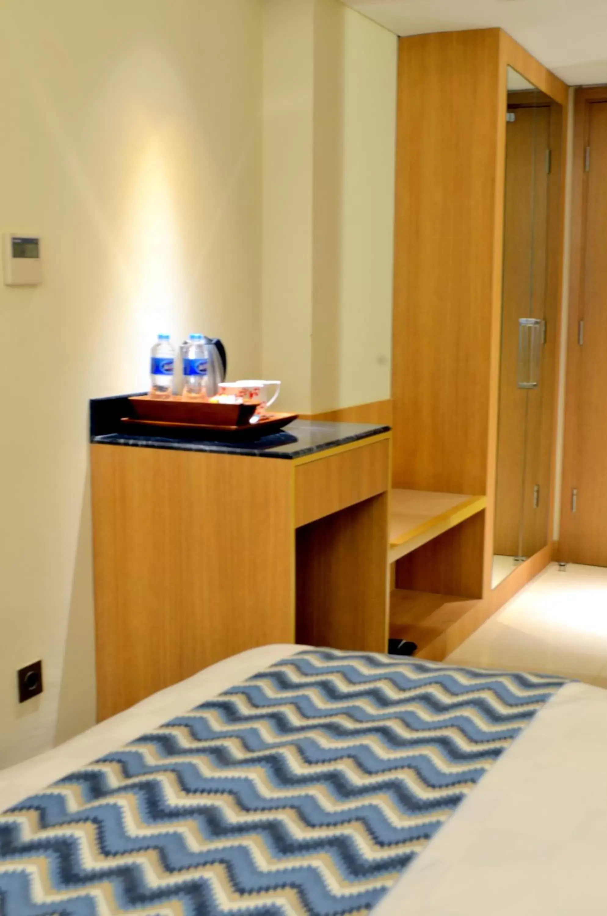 Bedroom, Bed in Louis Kienne Hotel Simpang Lima