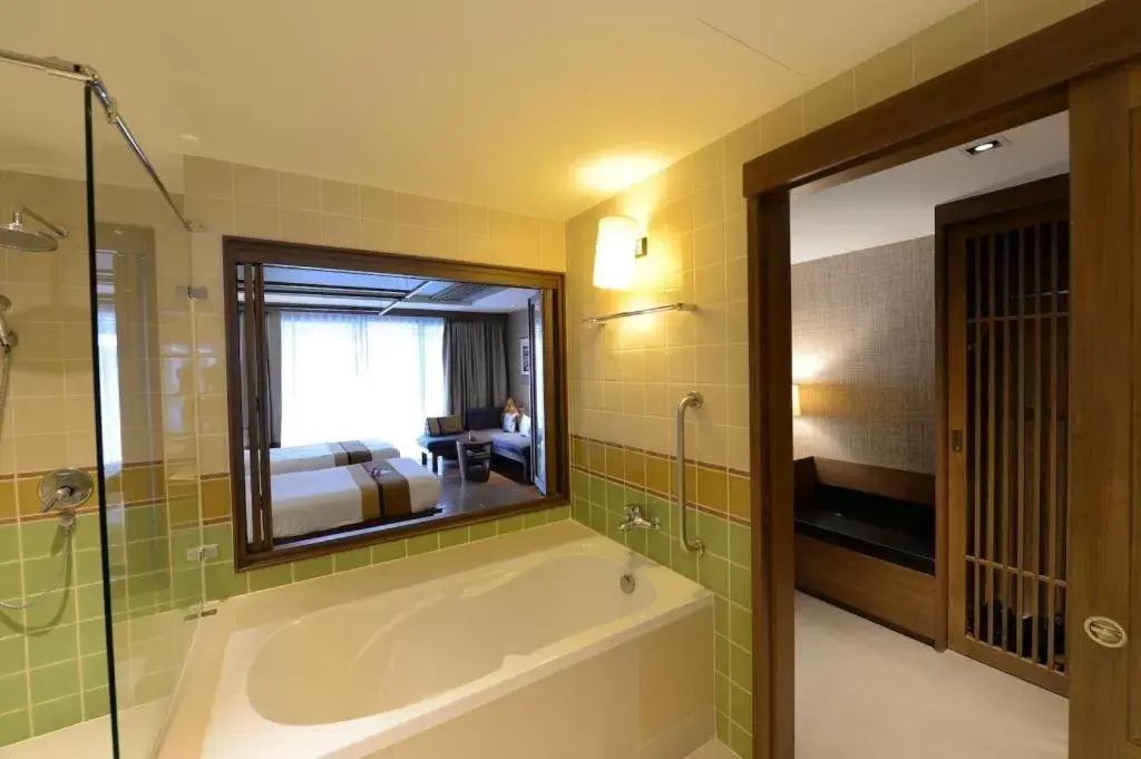 Bath, Bathroom in Rarin Jinda Wellness Spa Resort