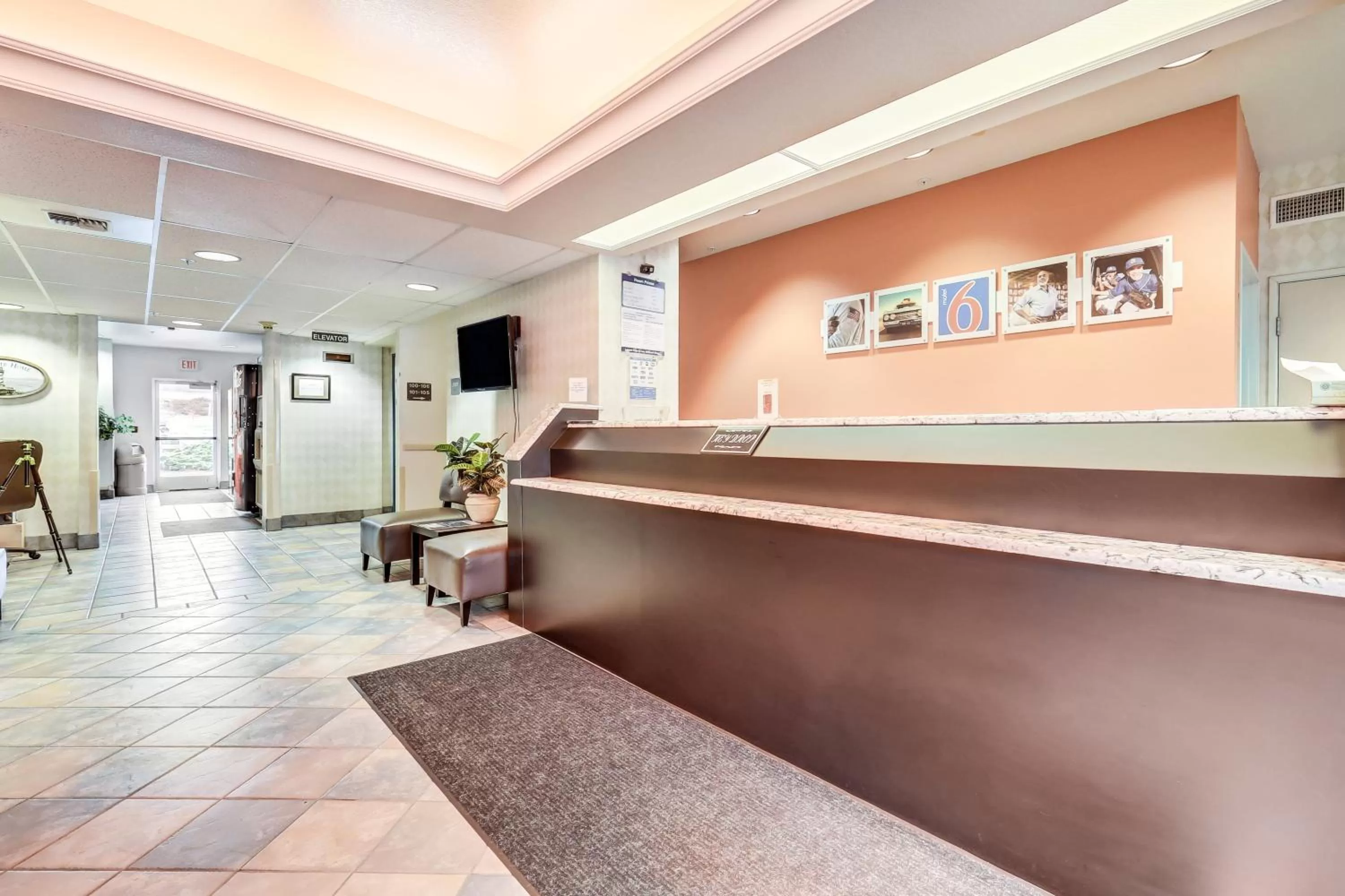 Lobby or reception in Motel 6-Roseburg, OR