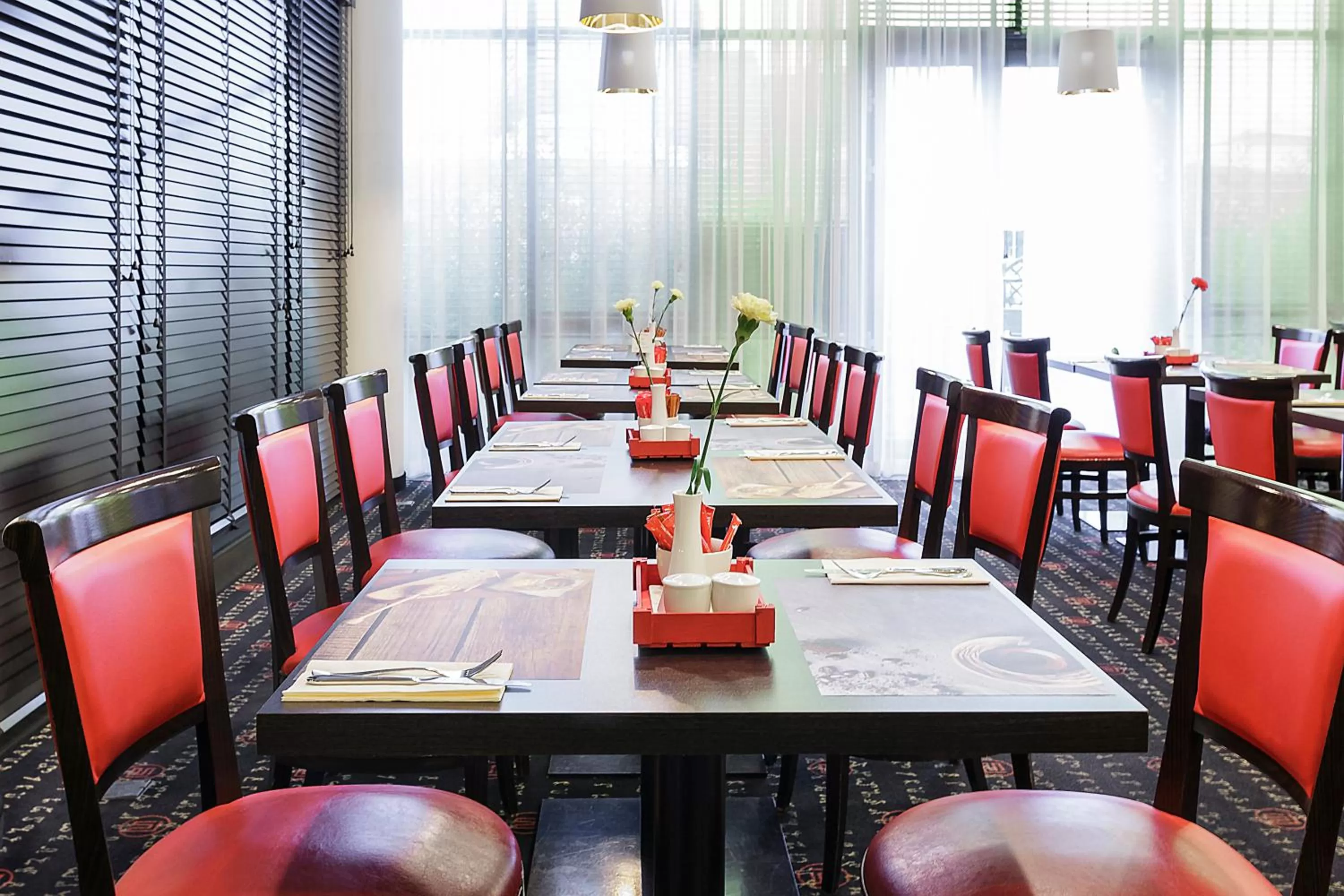 Restaurant/places to eat in Vienna House Easy by Wyndham Katowice