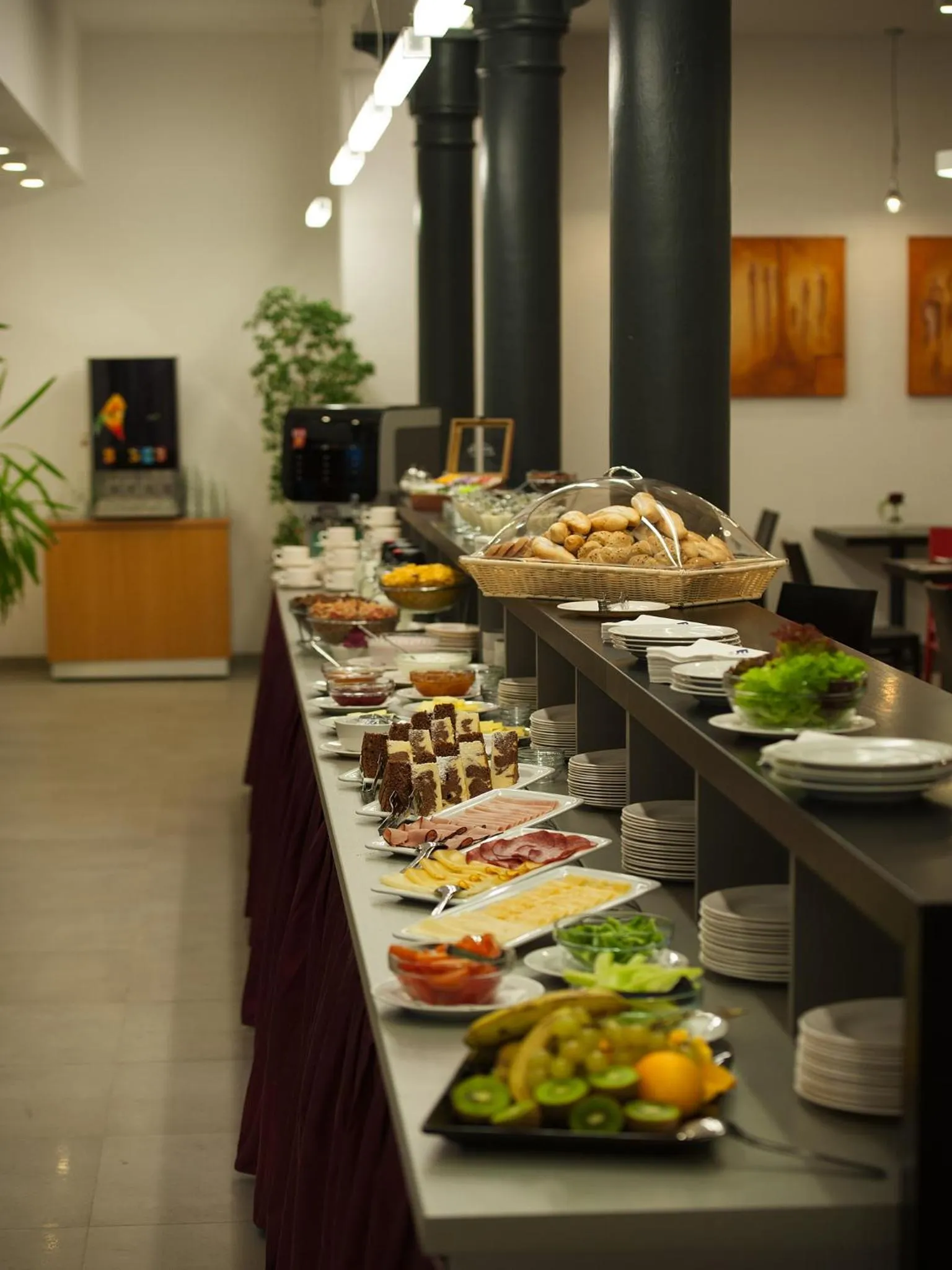 Buffet breakfast in EA Business Hotel Jihlava