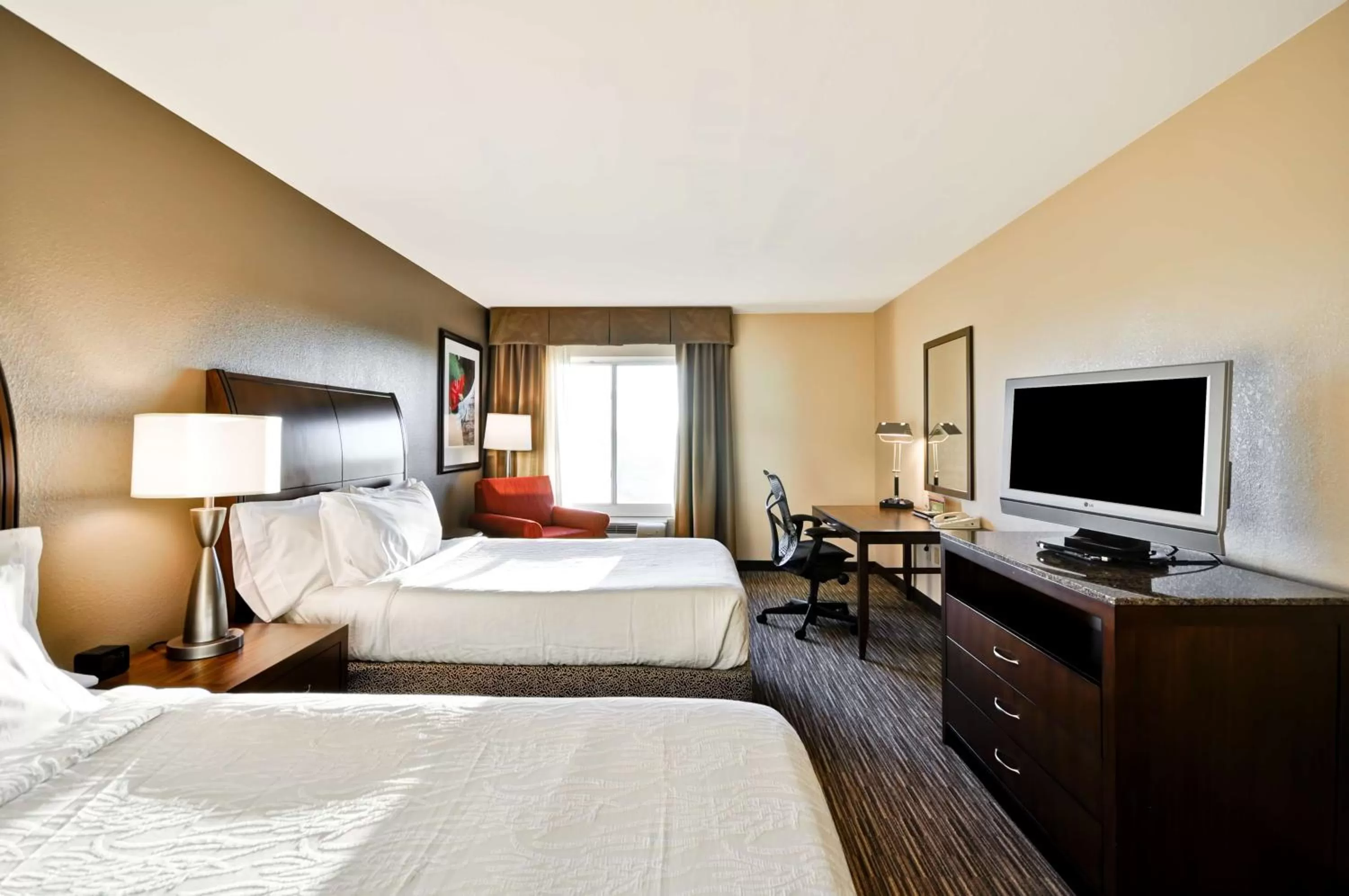 Bed in Hilton Garden Inn Tampa North