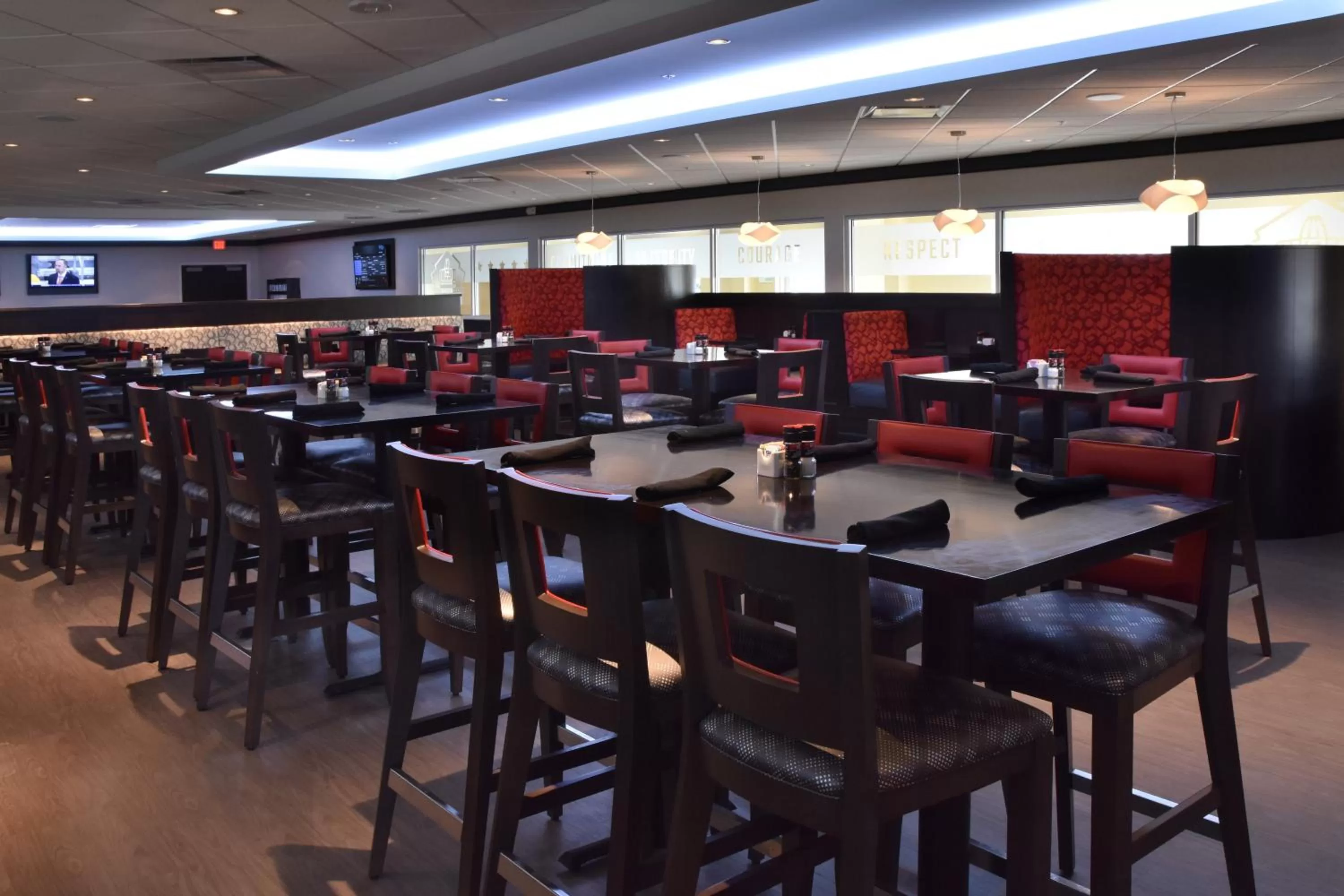 Restaurant/places to eat in Holiday Inn Canton-Belden Village by IHG