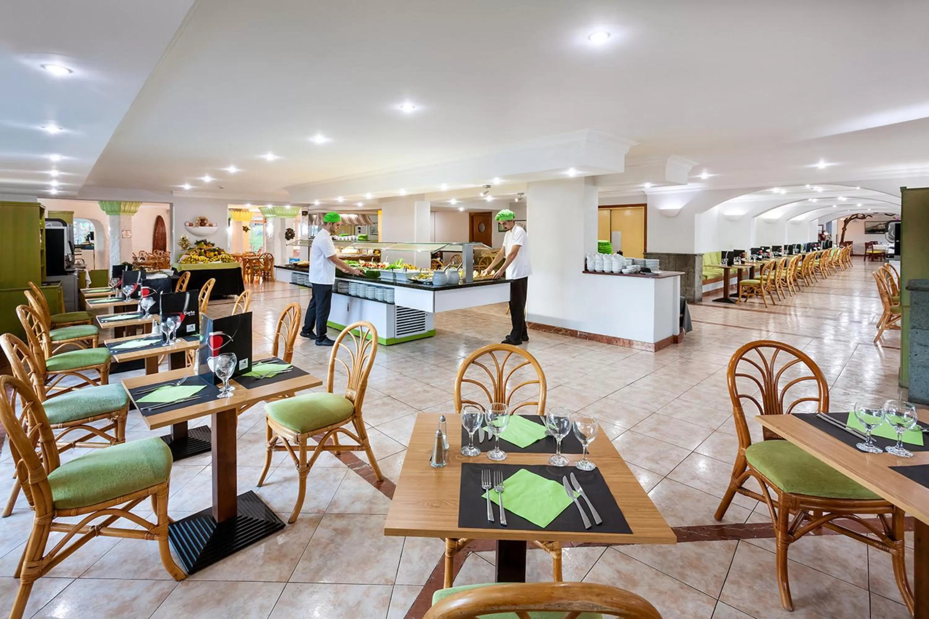 Restaurant/places to eat in Parque Vacacional Eden