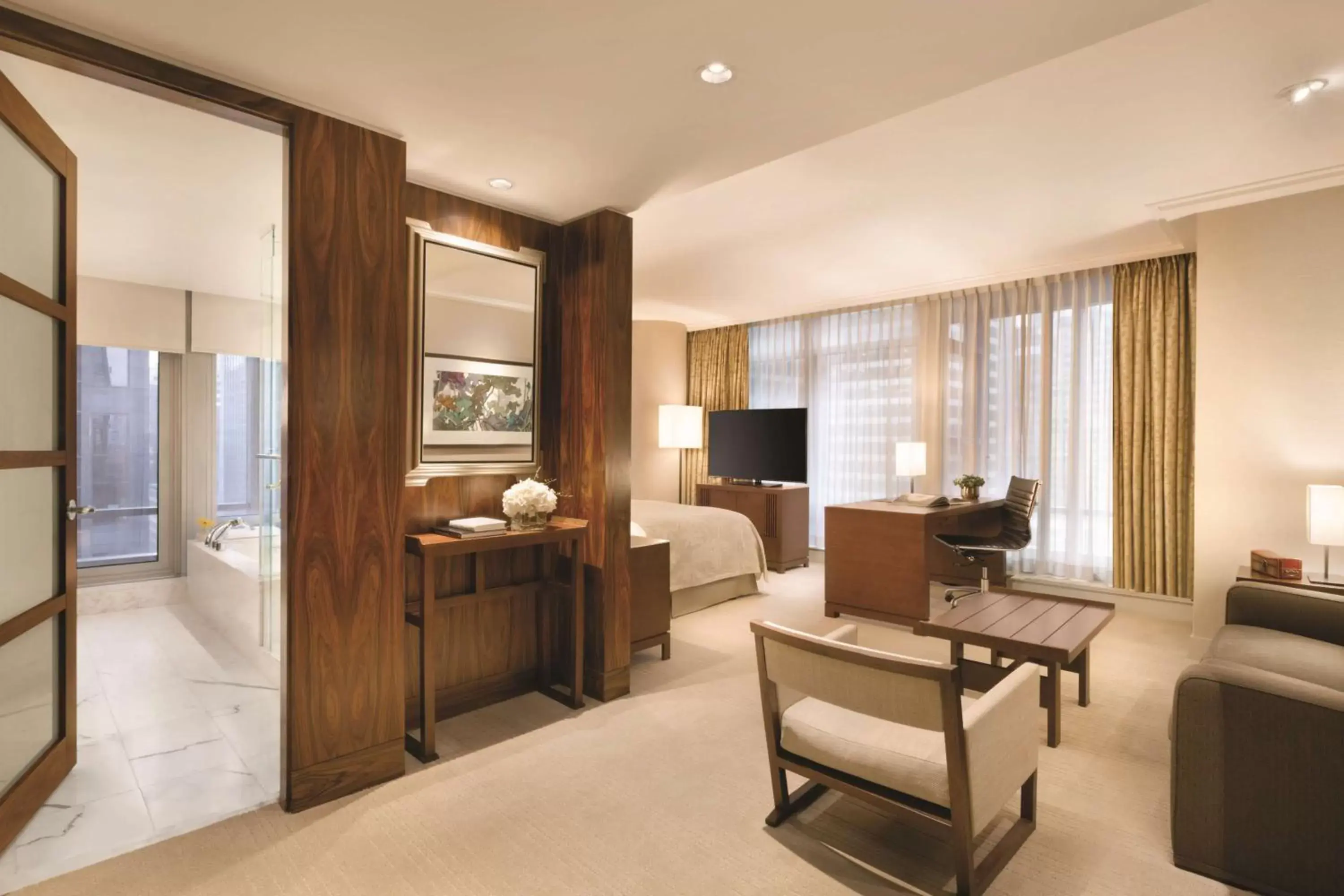 Bathroom, Seating Area in Shangri-La Vancouver