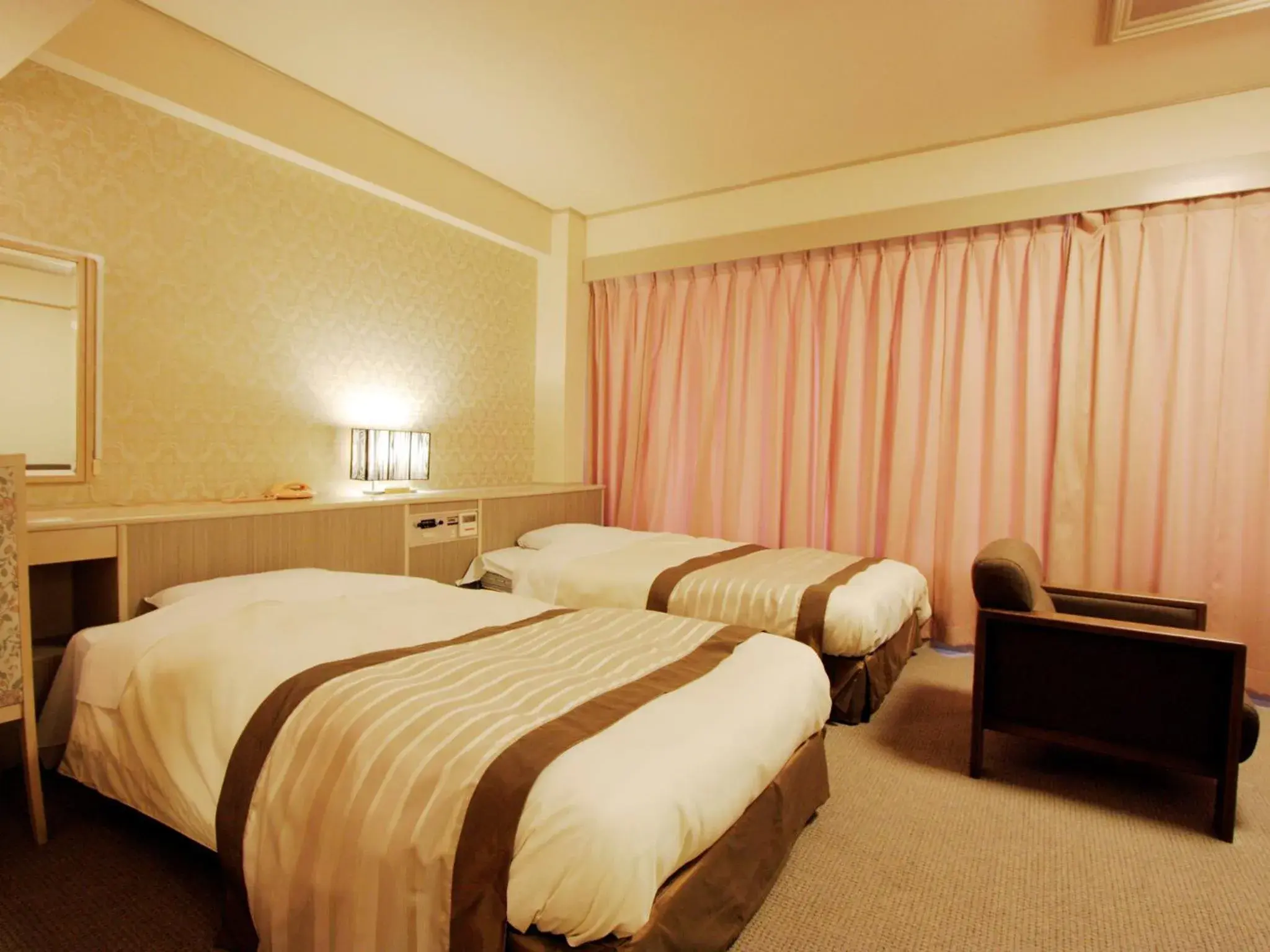 Night, Bed in Misasa Royal Hotel