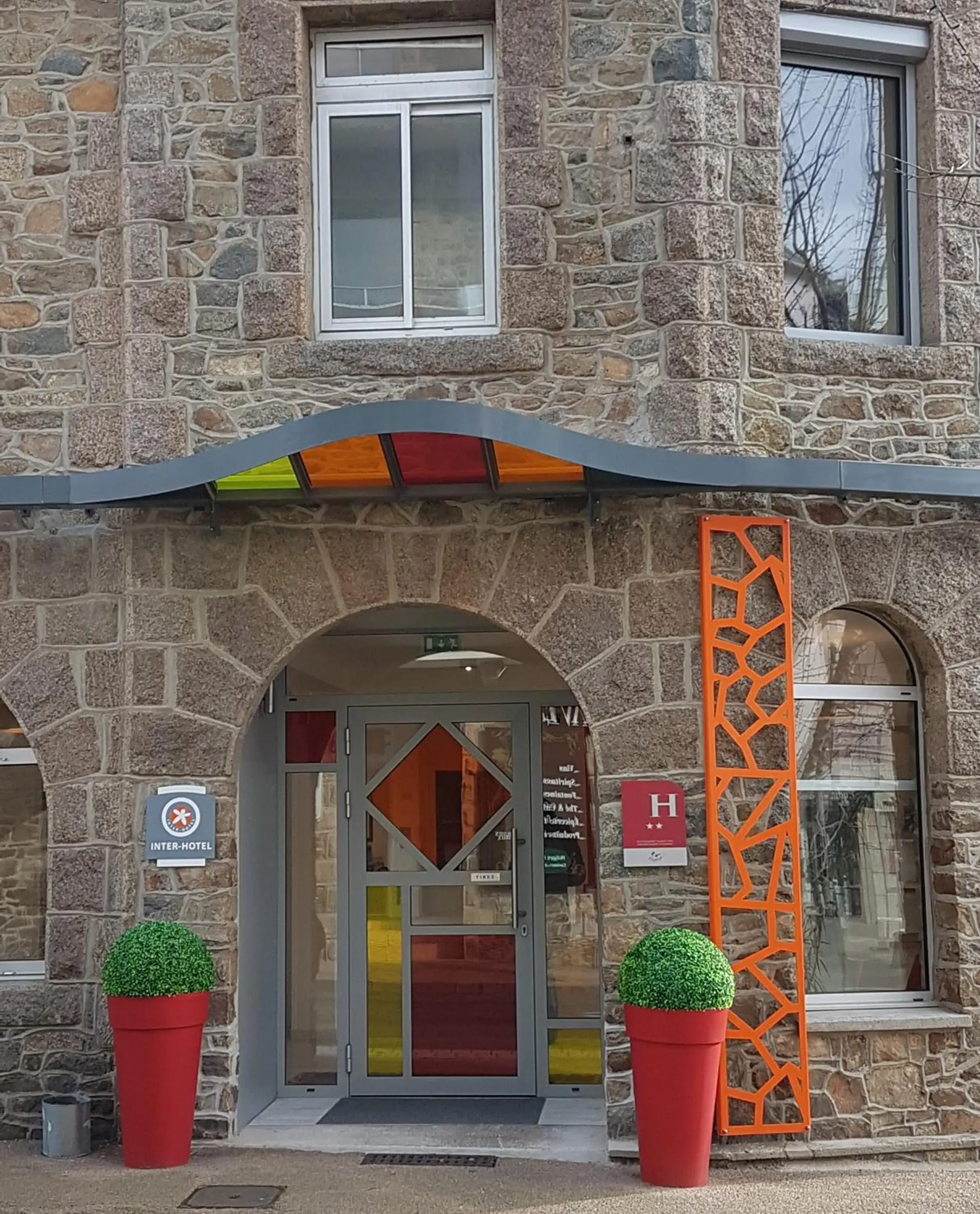 Facade/Entrance in Hotel de Perros, The Originals Boutique (Inter-Hotel)