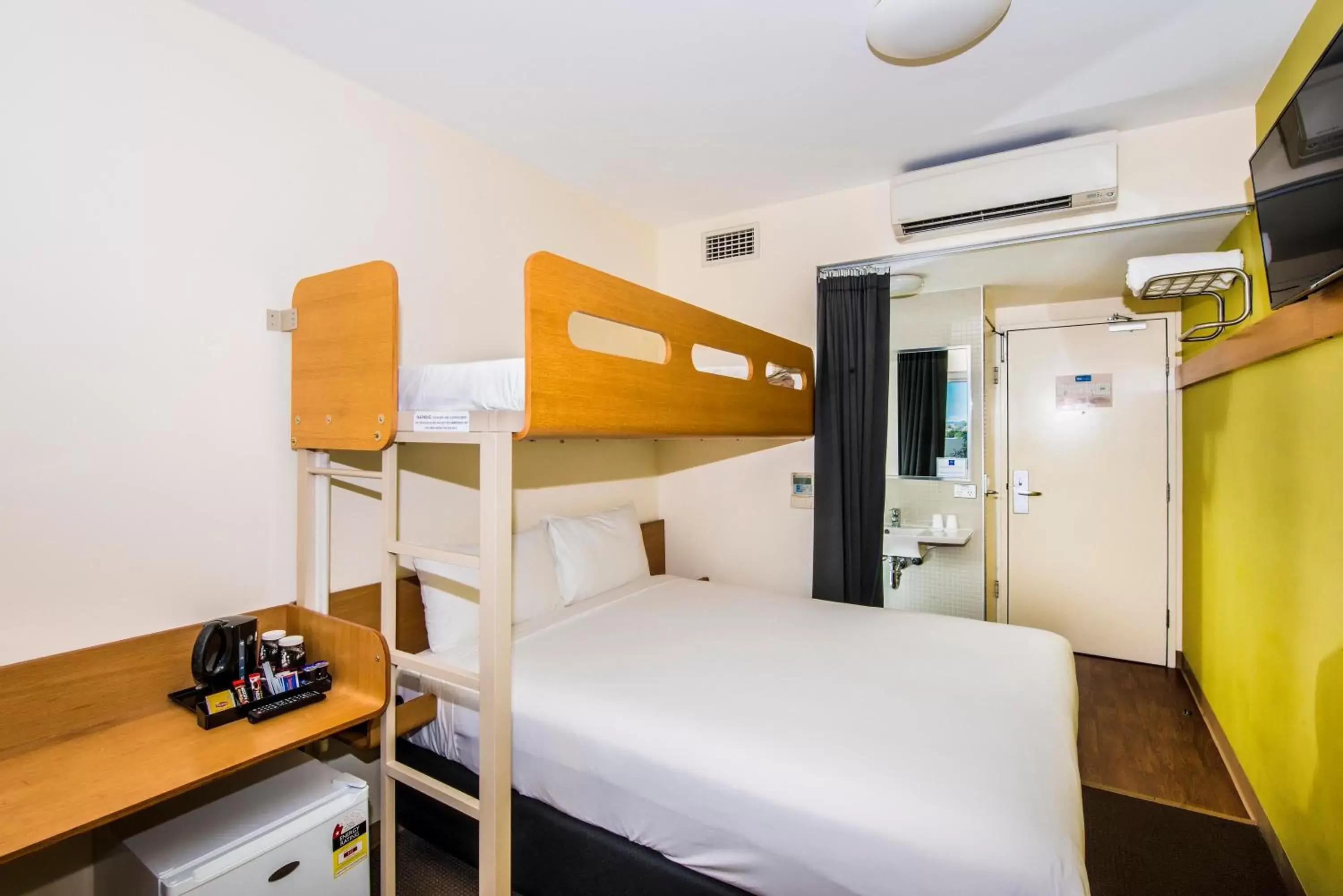 Bedroom, Bunk Bed in ibis Budget Sydney Olympic Park