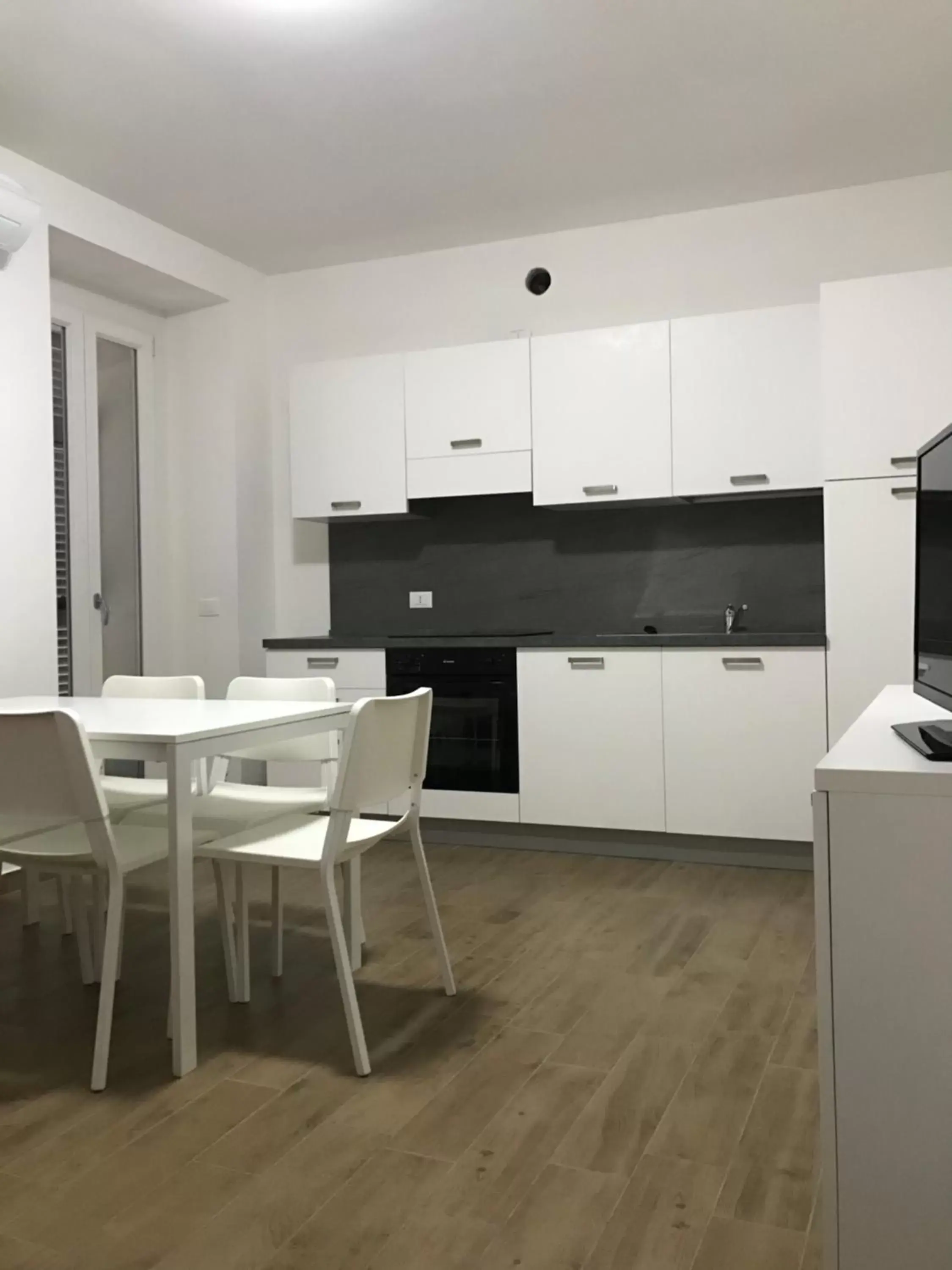 Kitchen/Kitchenette in Villa Canepa