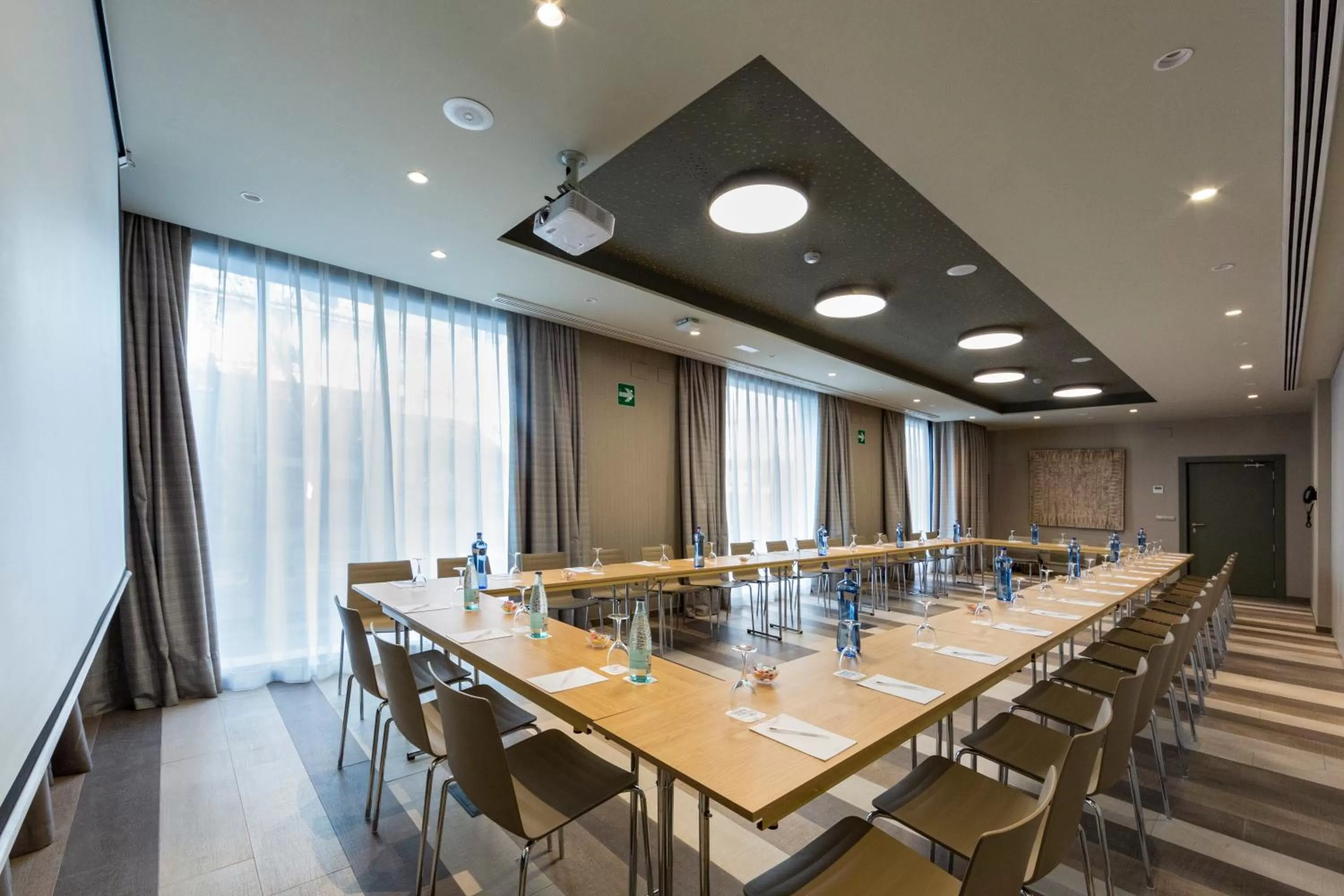 Business facilities in Catalonia Granada