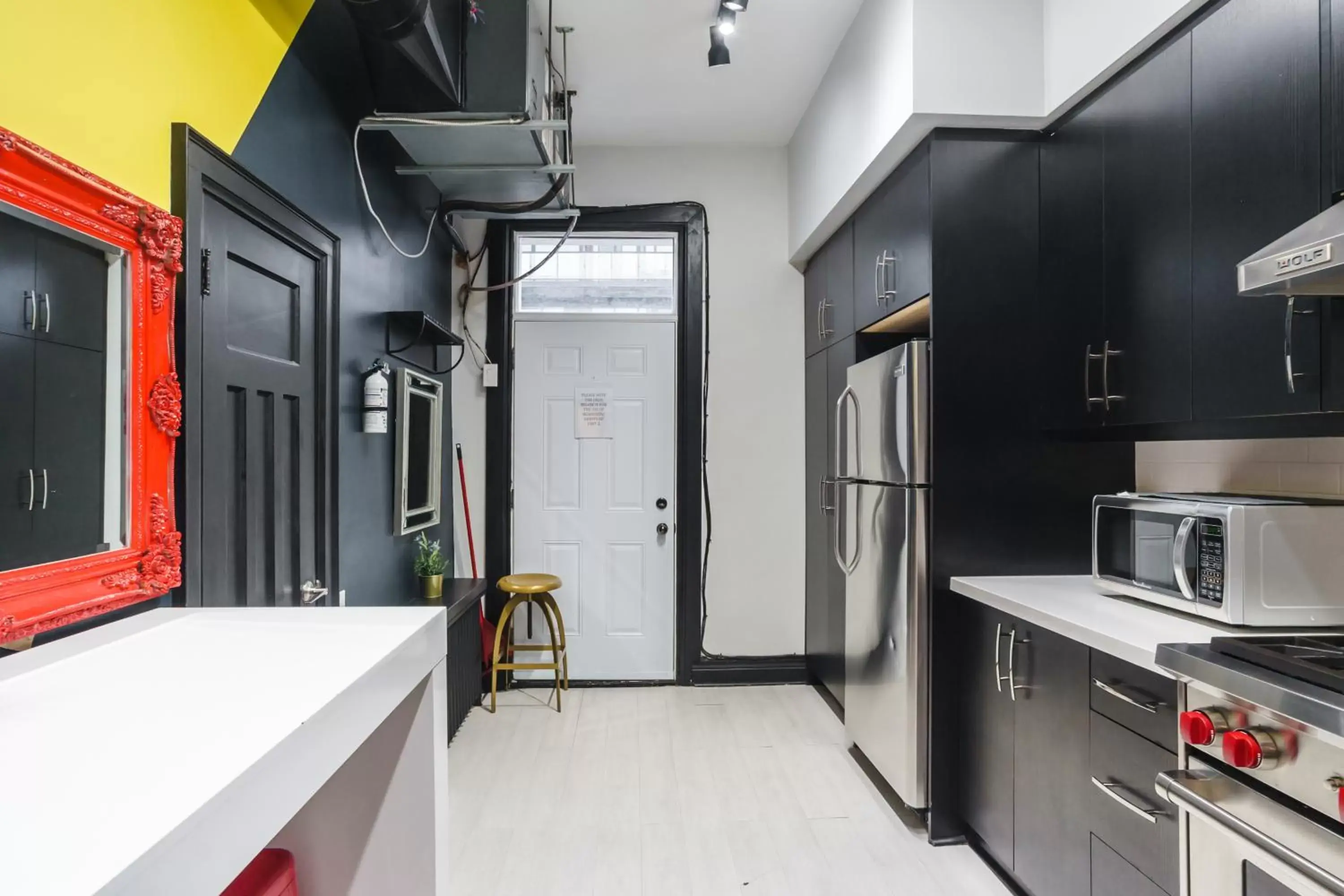 Kitchen or kitchenette, Kitchen/Kitchenette in Queen Street Lofts