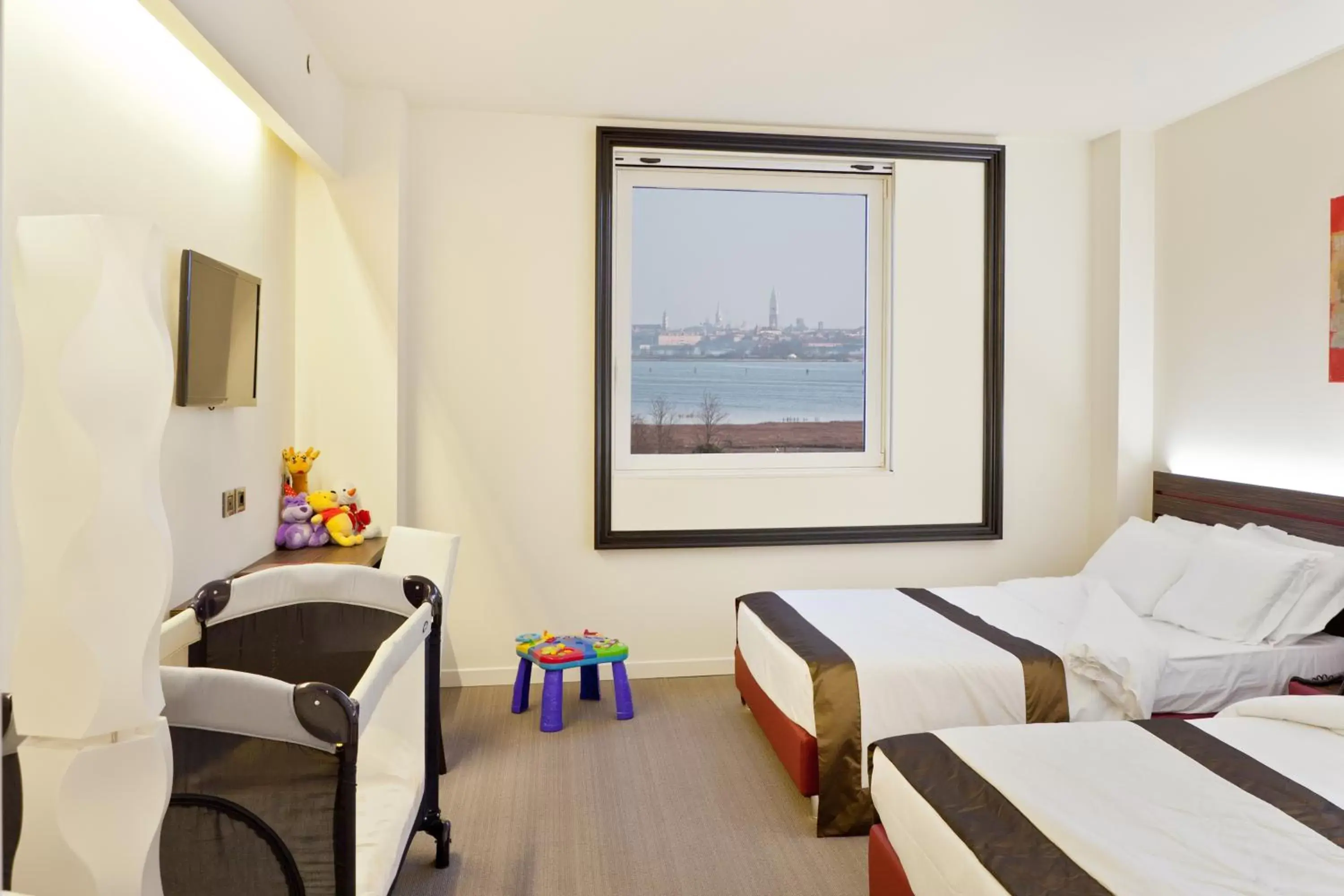 Bedroom in Antony Hotel - Venice Airport