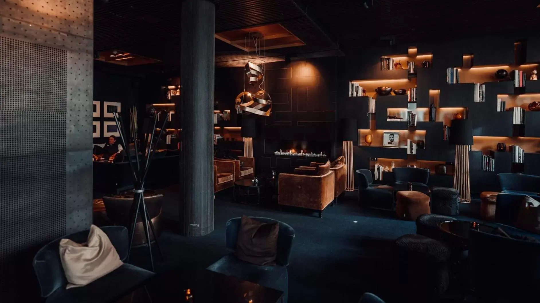 Lounge or bar in The Thief