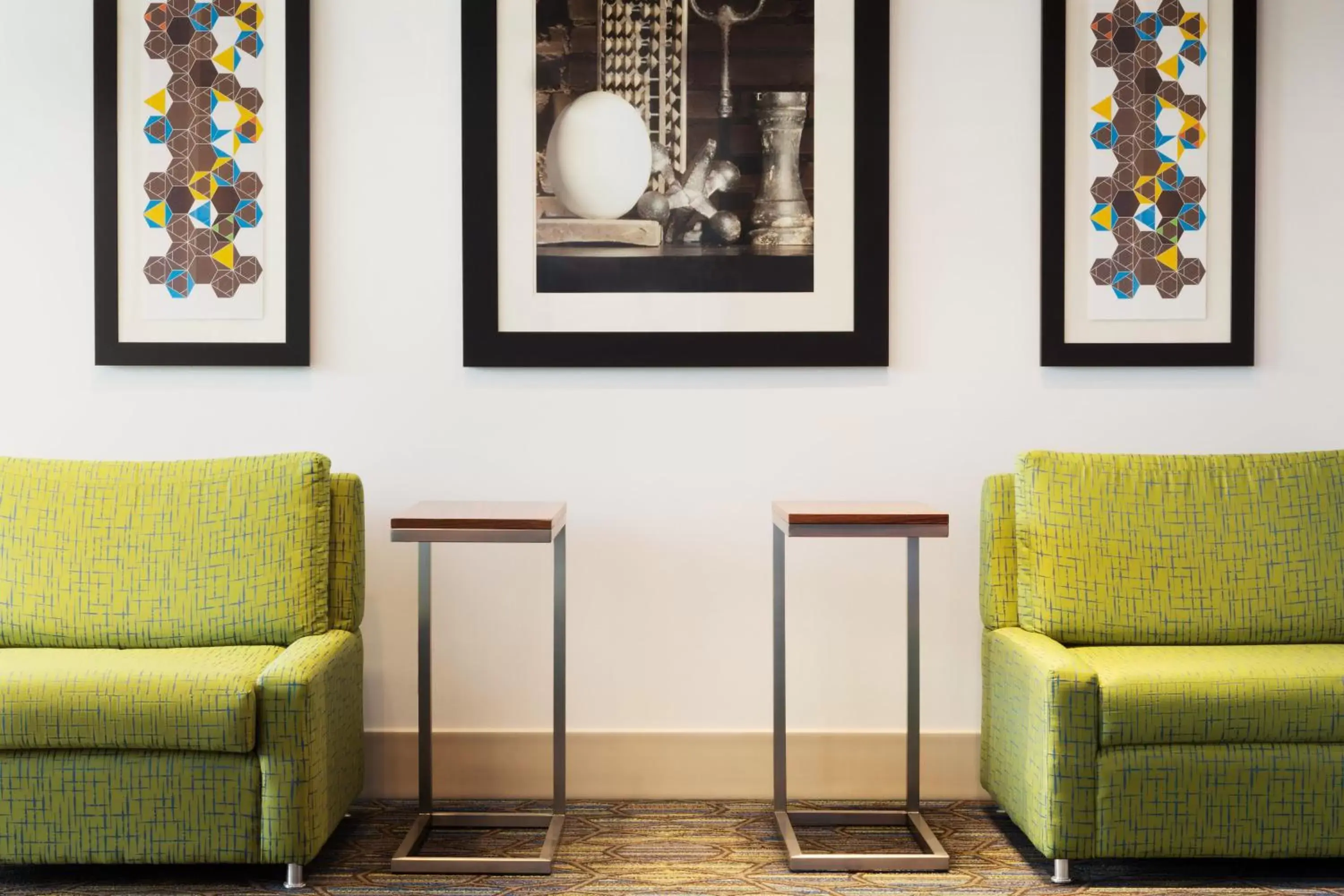 Lobby or reception, Seating Area in Holiday Inn Express & Suites - Kokomo South, an IHG Hotel