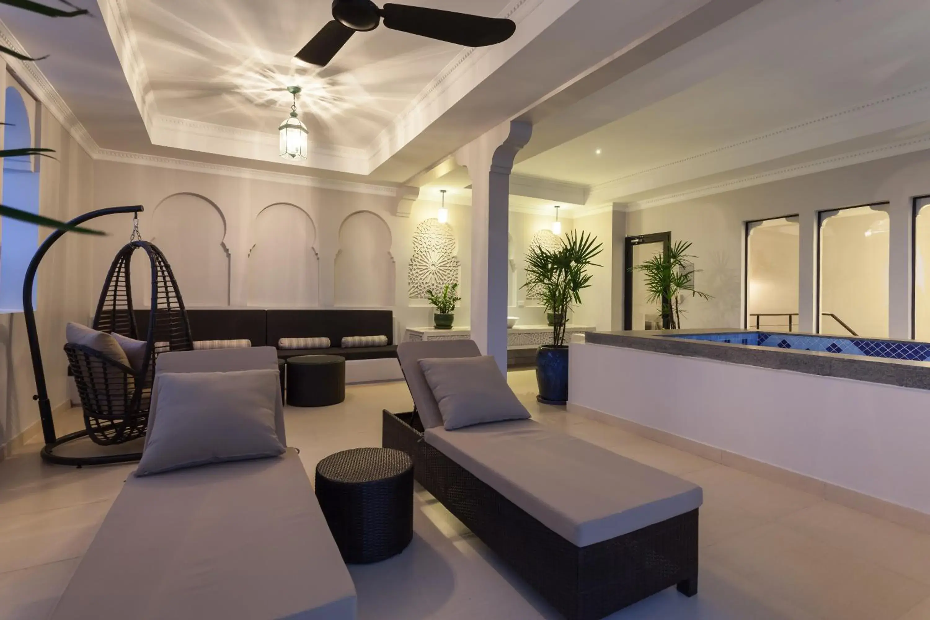 Living room, Swimming Pool in Sarai Resort & Spa