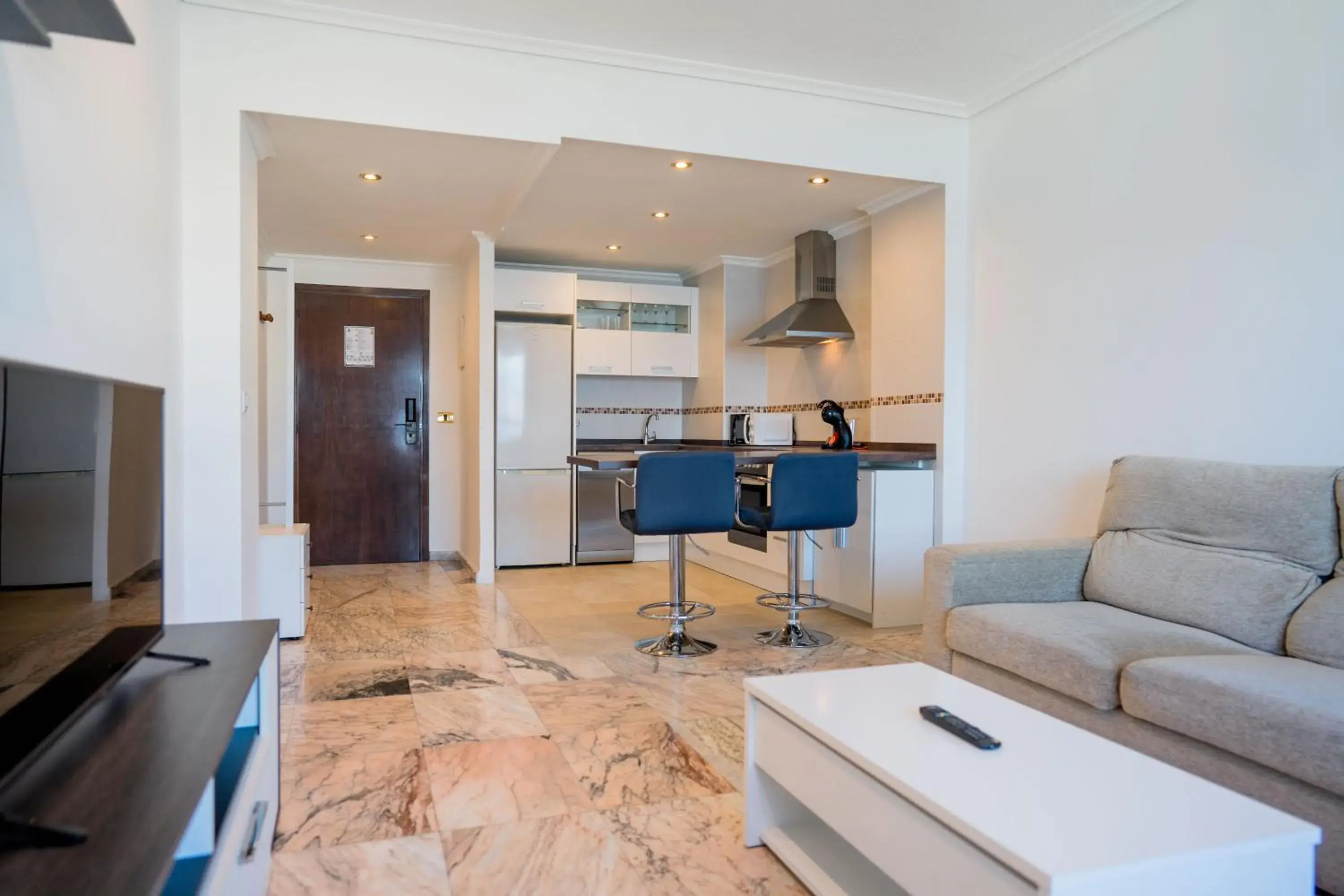 kitchen, Seating Area in Sercotel Hotel Bahia de Vigo