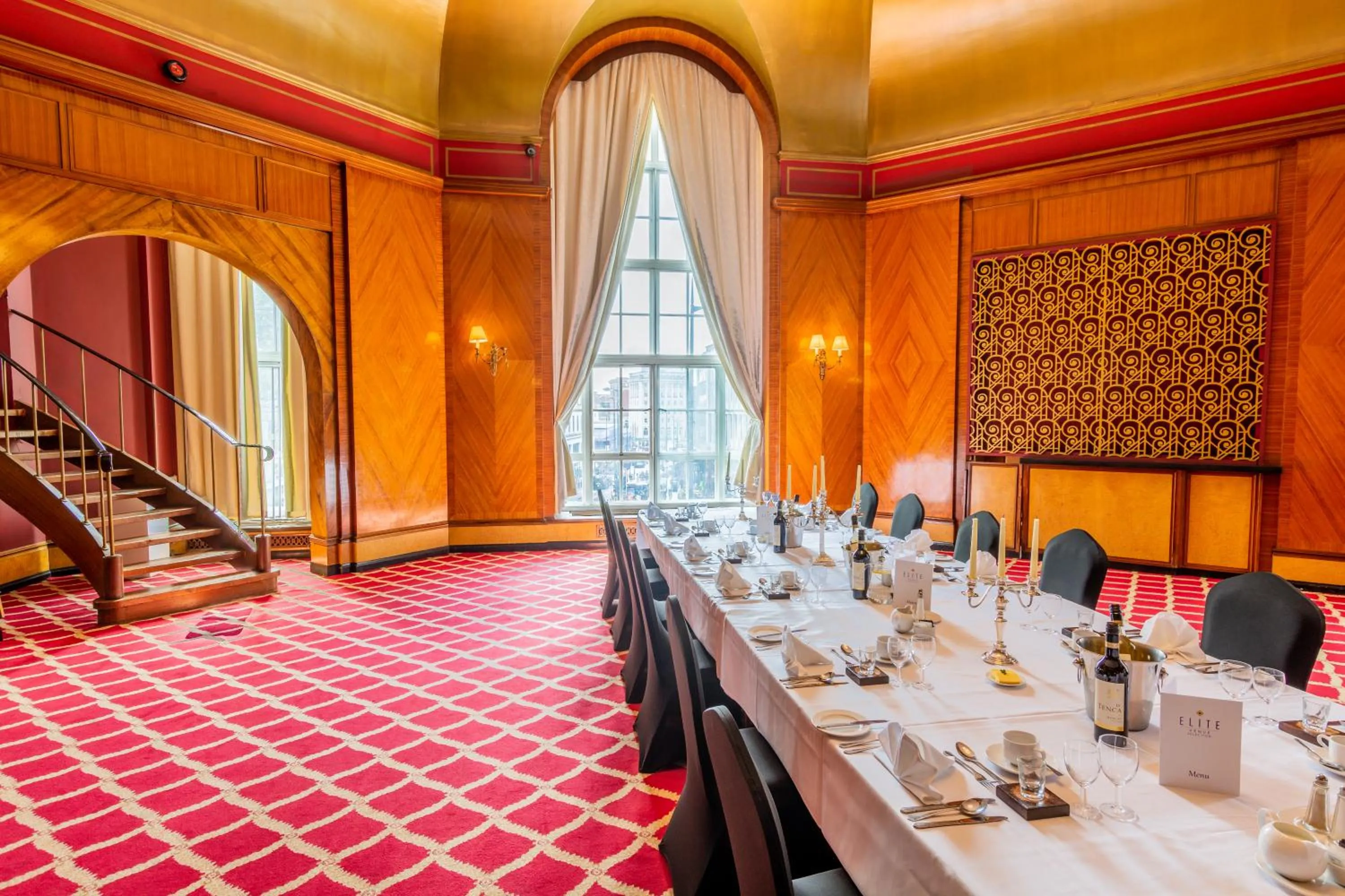 Business facilities in Adelphi Hotel