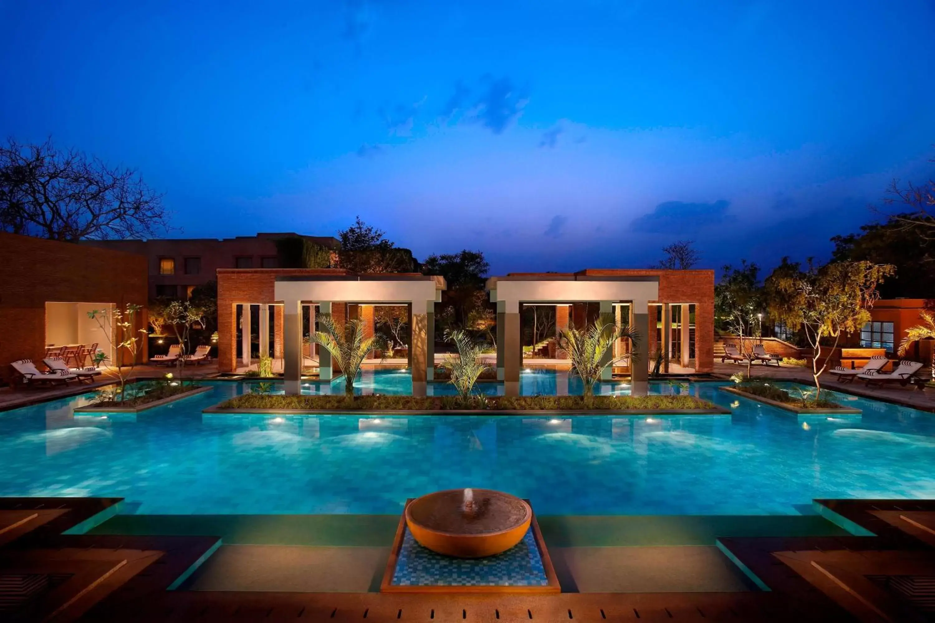 Swimming Pool in ITC Mughal, A Luxury Collection Resort & Spa, Agra