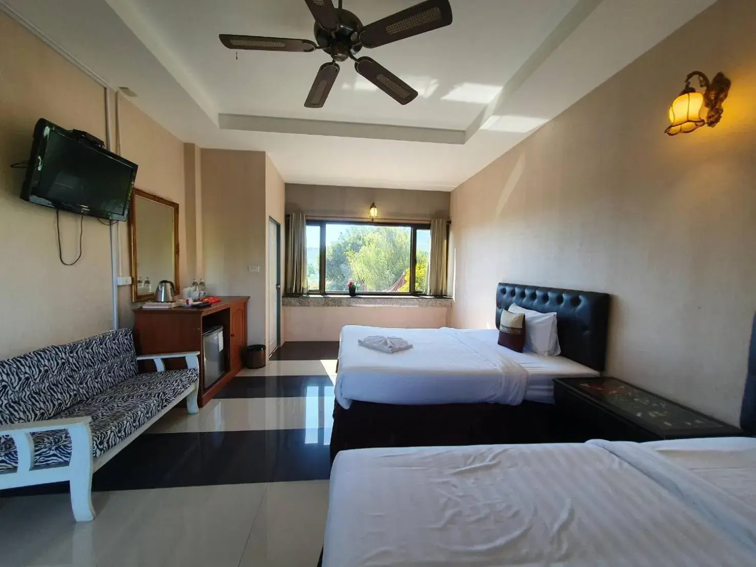 Bedroom, Bed in Dreampark resort