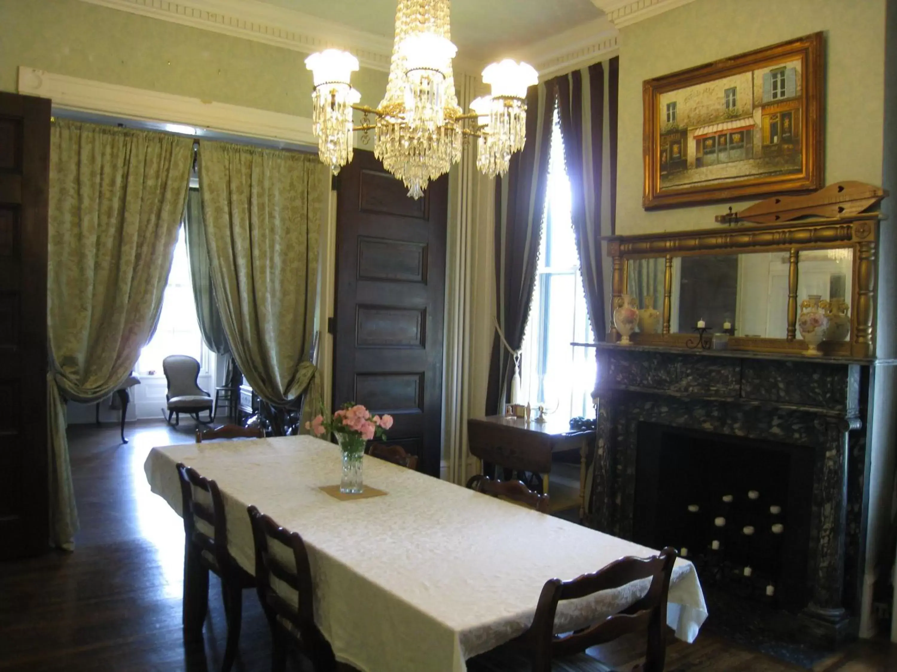 Banquet/Function facilities, Dining Area in Allegheny Street Bed & Breakfast