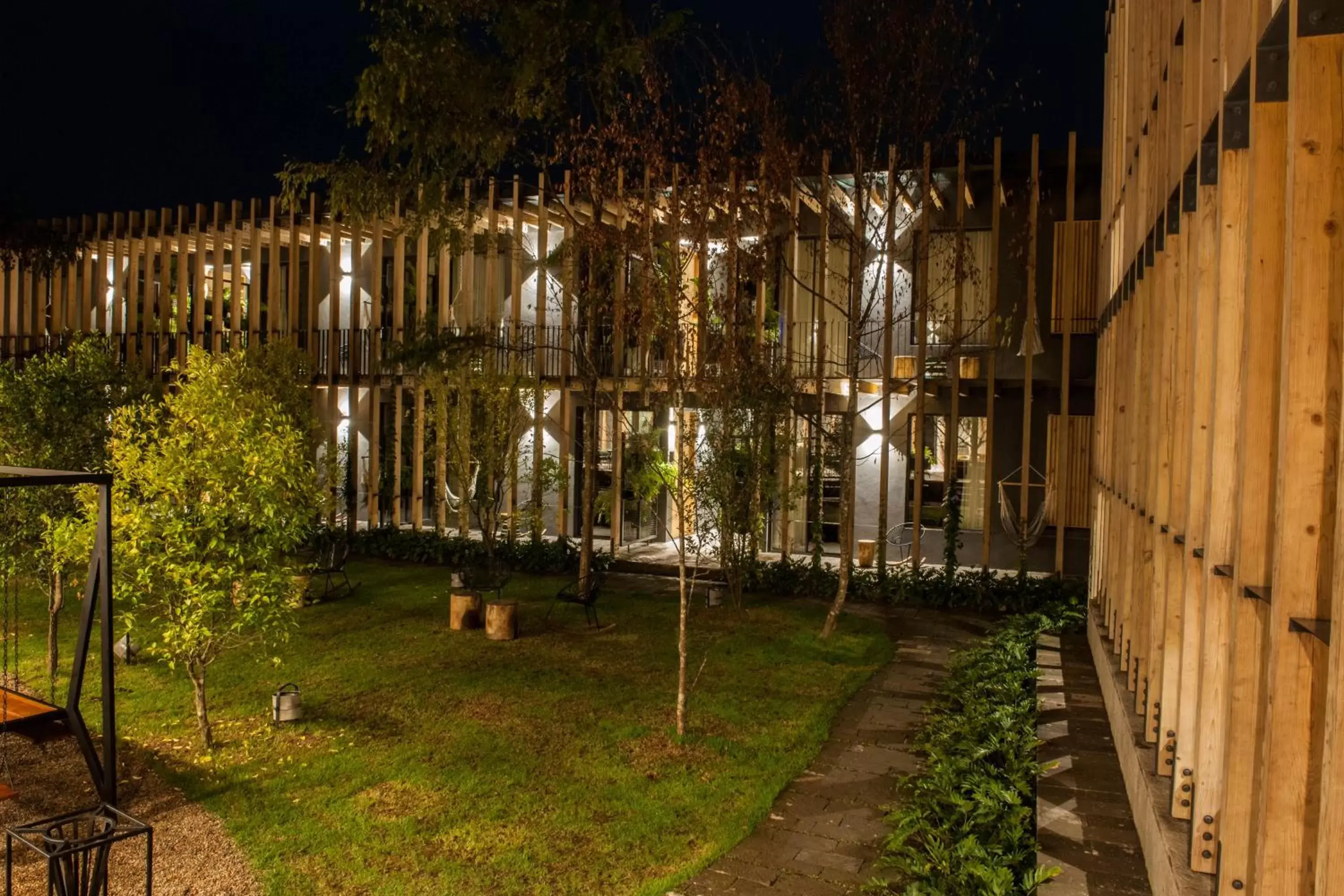 Garden, Property Building in Cinco Rodavento