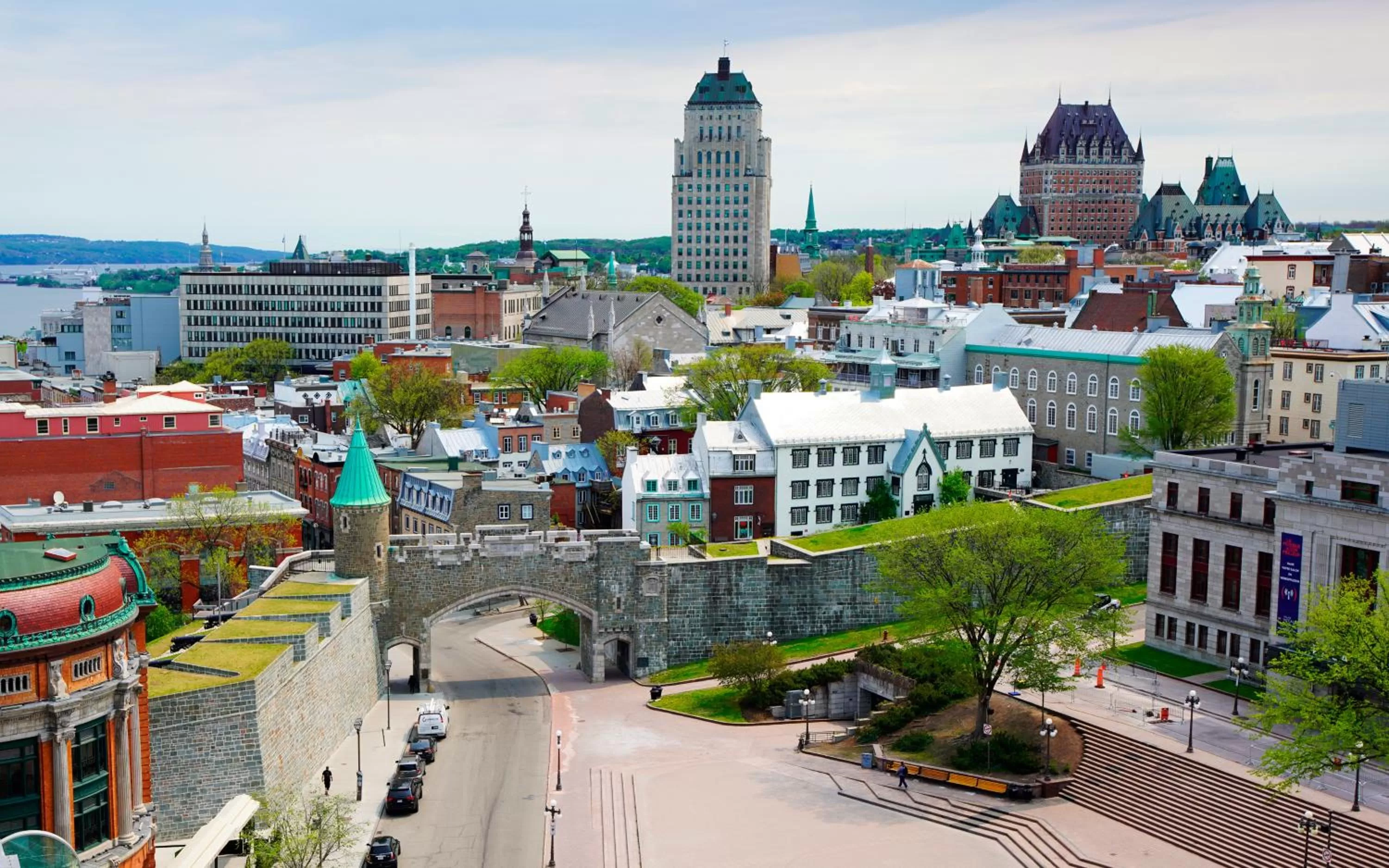 Nearby landmark in Hôtel Palace Royal Centre-Ville Québec par JARO