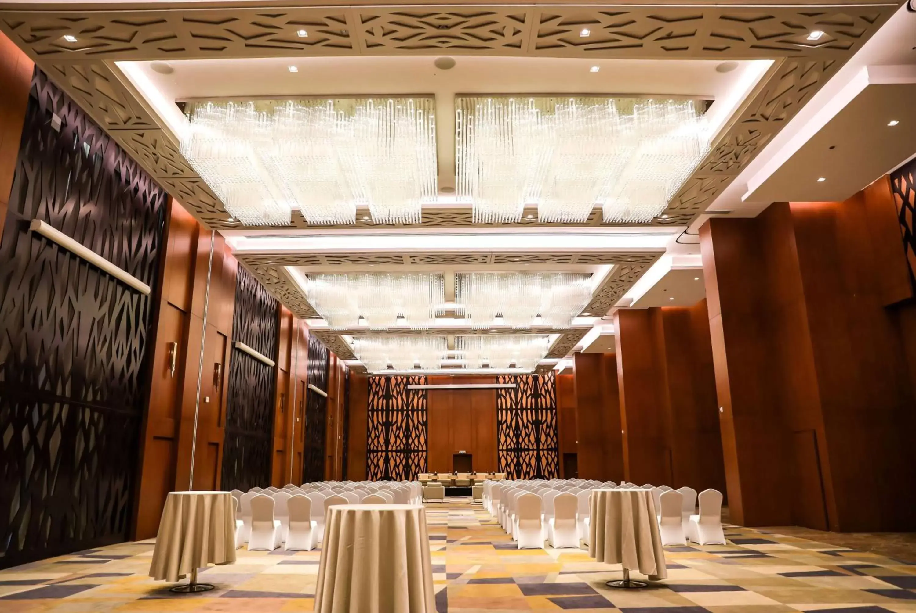 Banquet/Function facilities, Restaurant/Places to Eat in Wyndham Doha West Bay