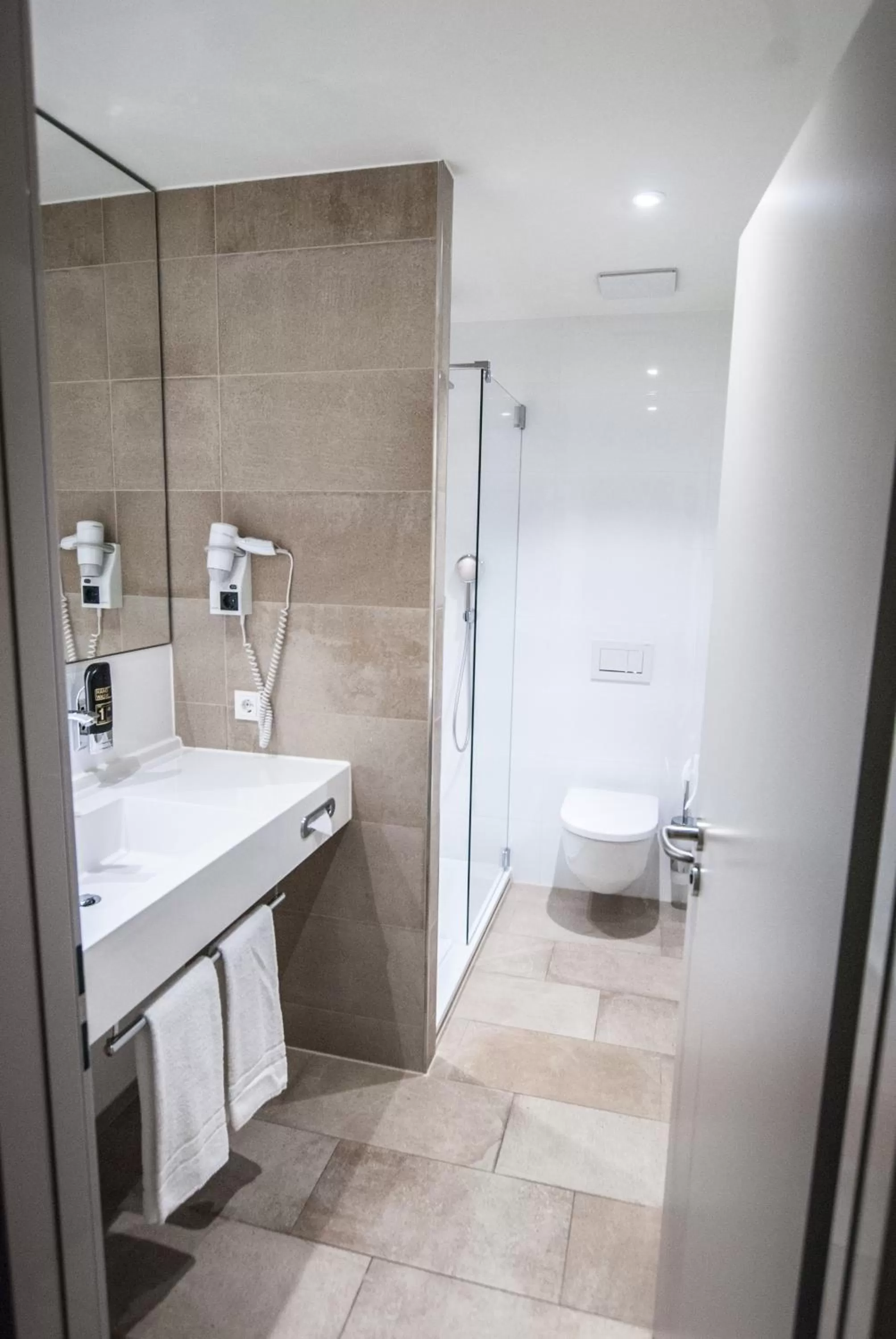 Shower in Bayerischer Hof