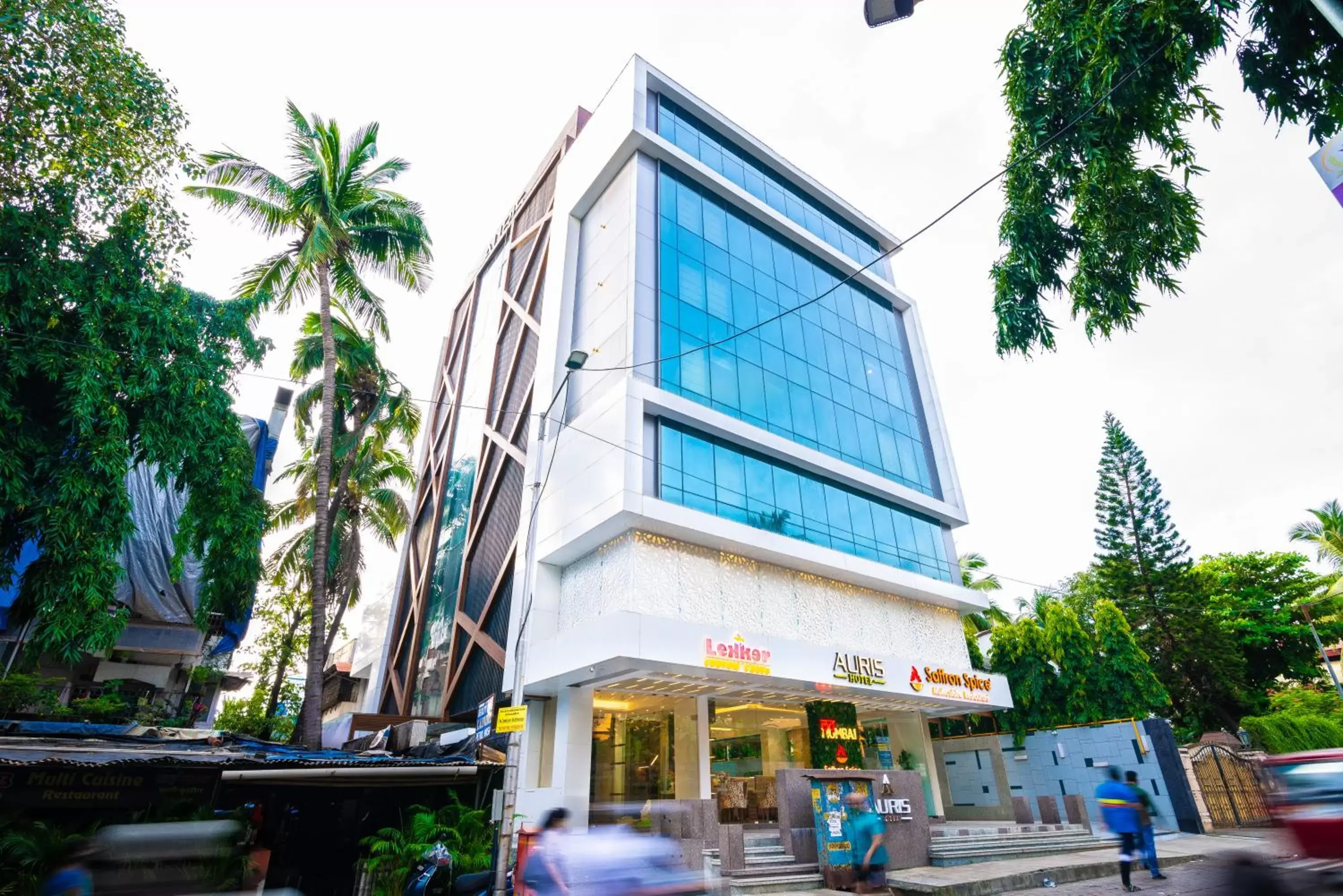 Facade/entrance in Hotel Auris & Banquets, Mumbai International Airport Facade/entrance in Hotel Auris & Banquets, Mumbai International Airport