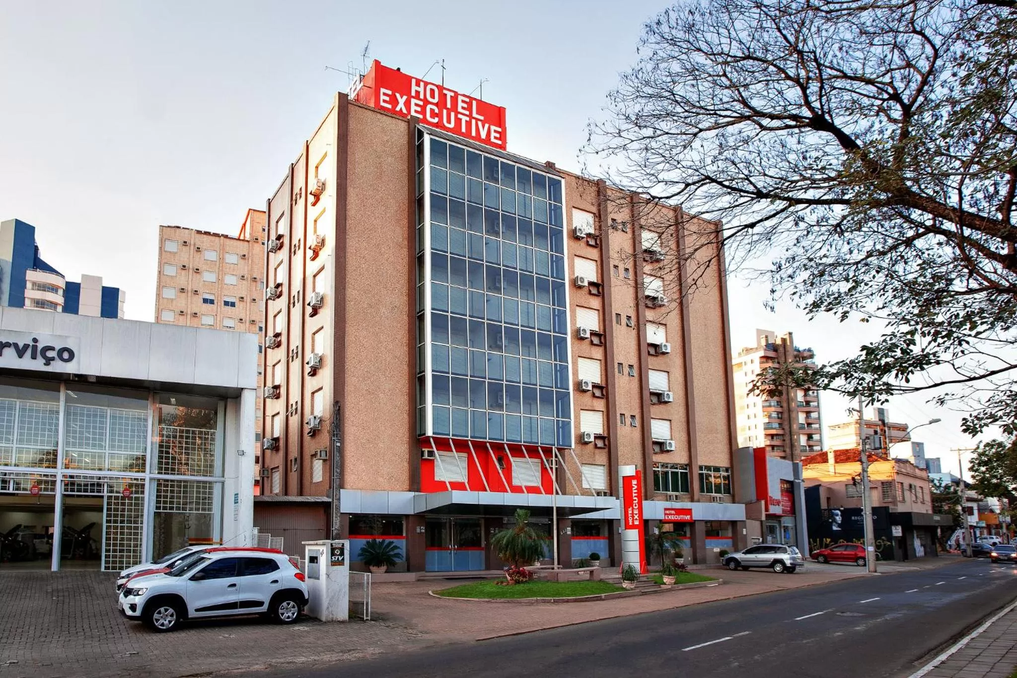 Facade/entrance in Hotel Suárez Executive Novo Hamburgo