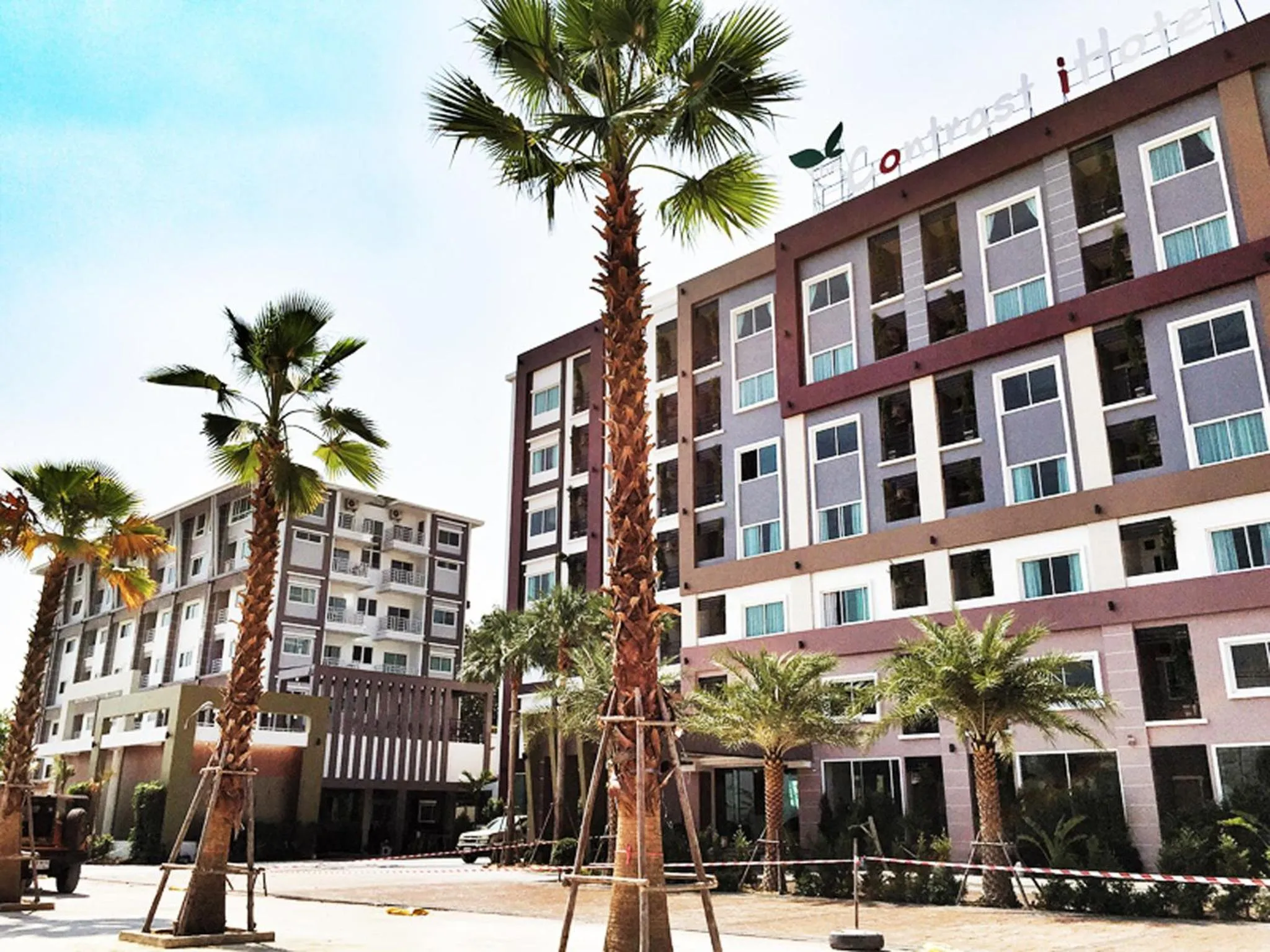 Property building in The Contrast i Hotel